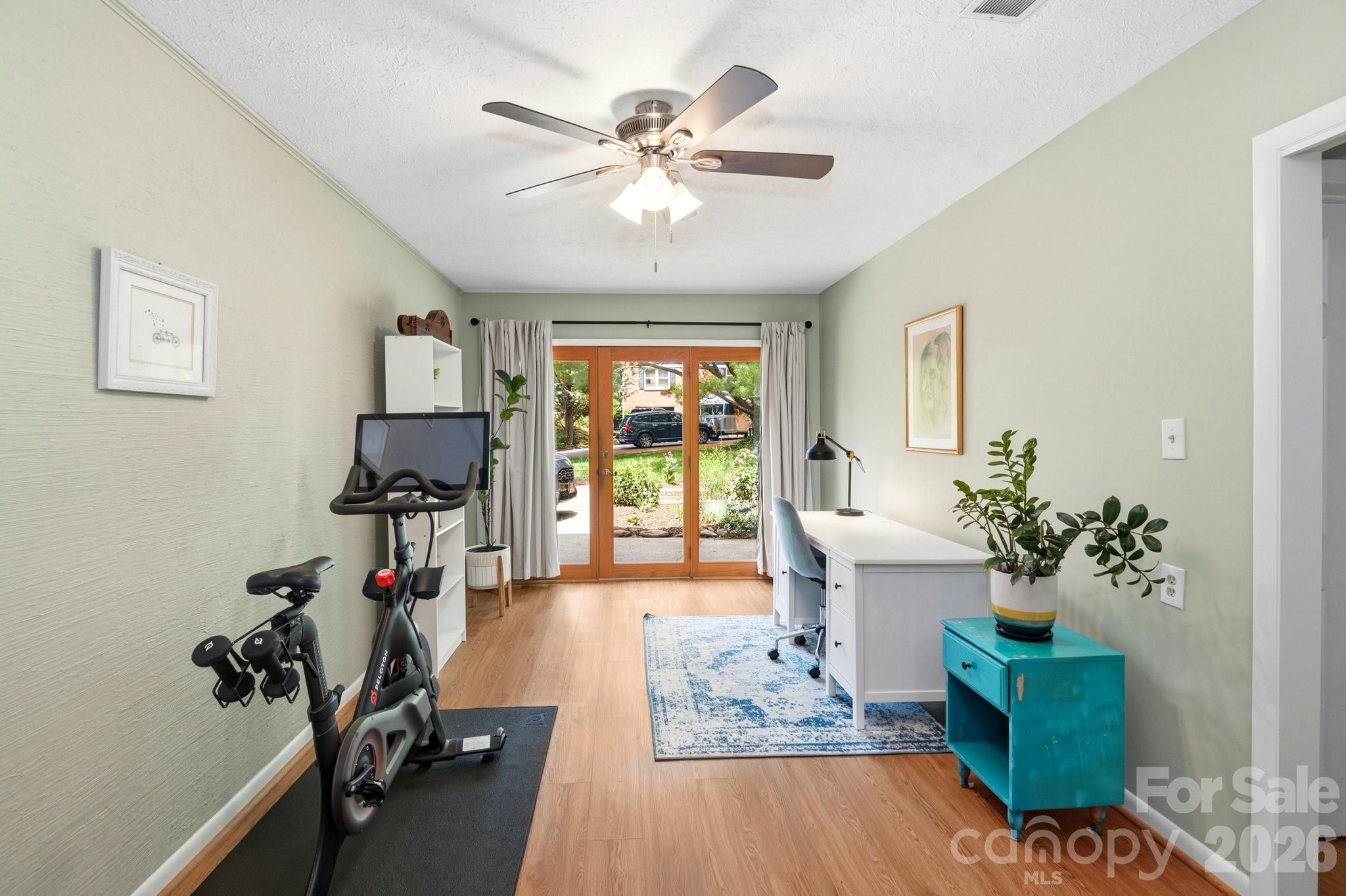 7 Woodbury Road — Asheville