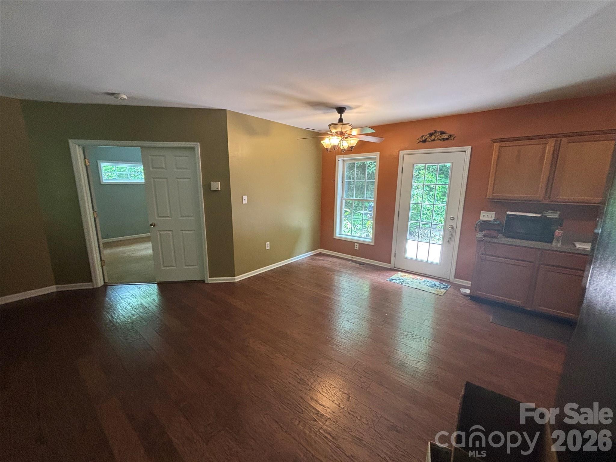 319 Glenn Bridge Road — Arden
