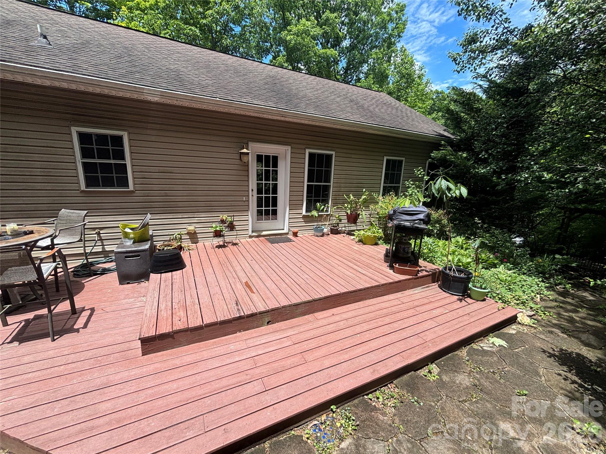 319 Glenn Bridge Road — Arden