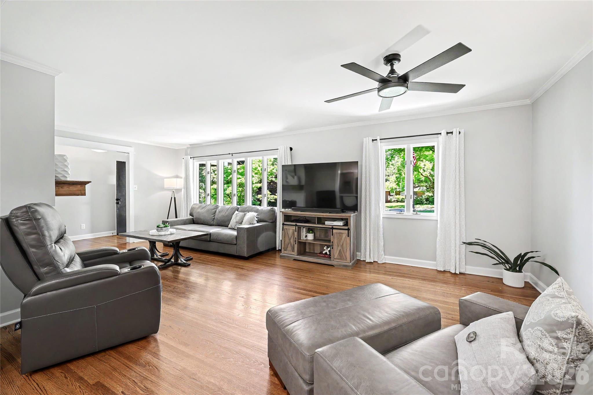 101 Amity Circle — Belmont