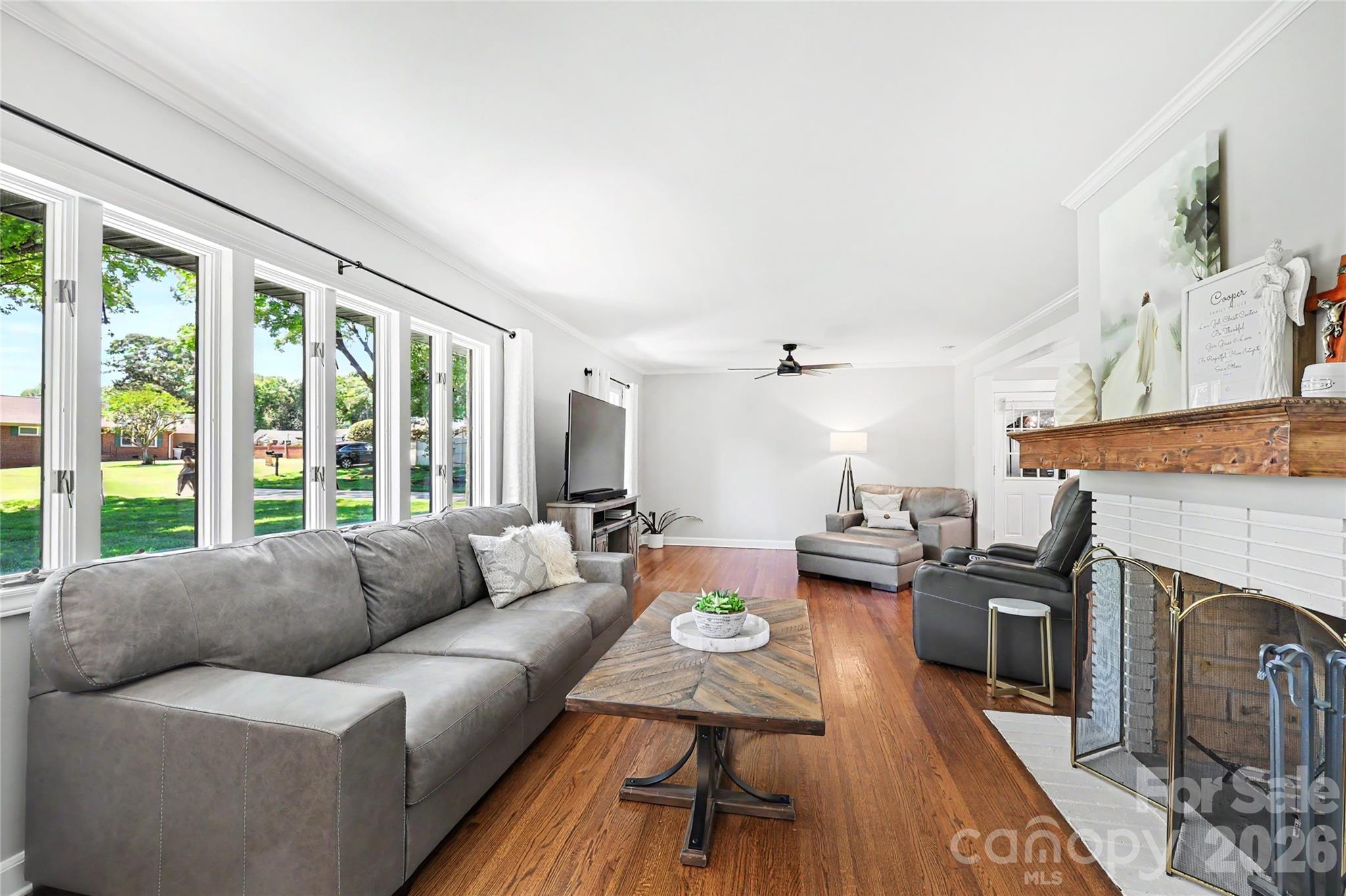 101 Amity Circle — Belmont