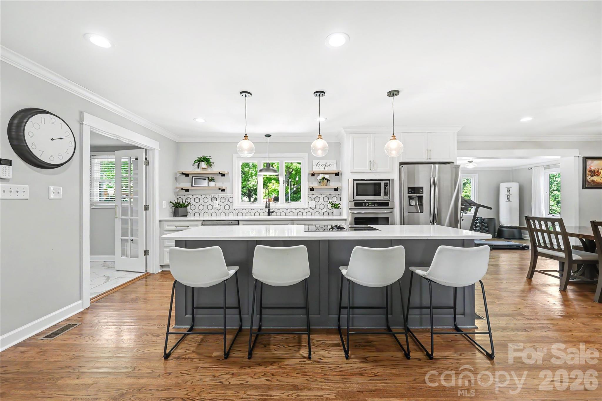 101 Amity Circle — Belmont