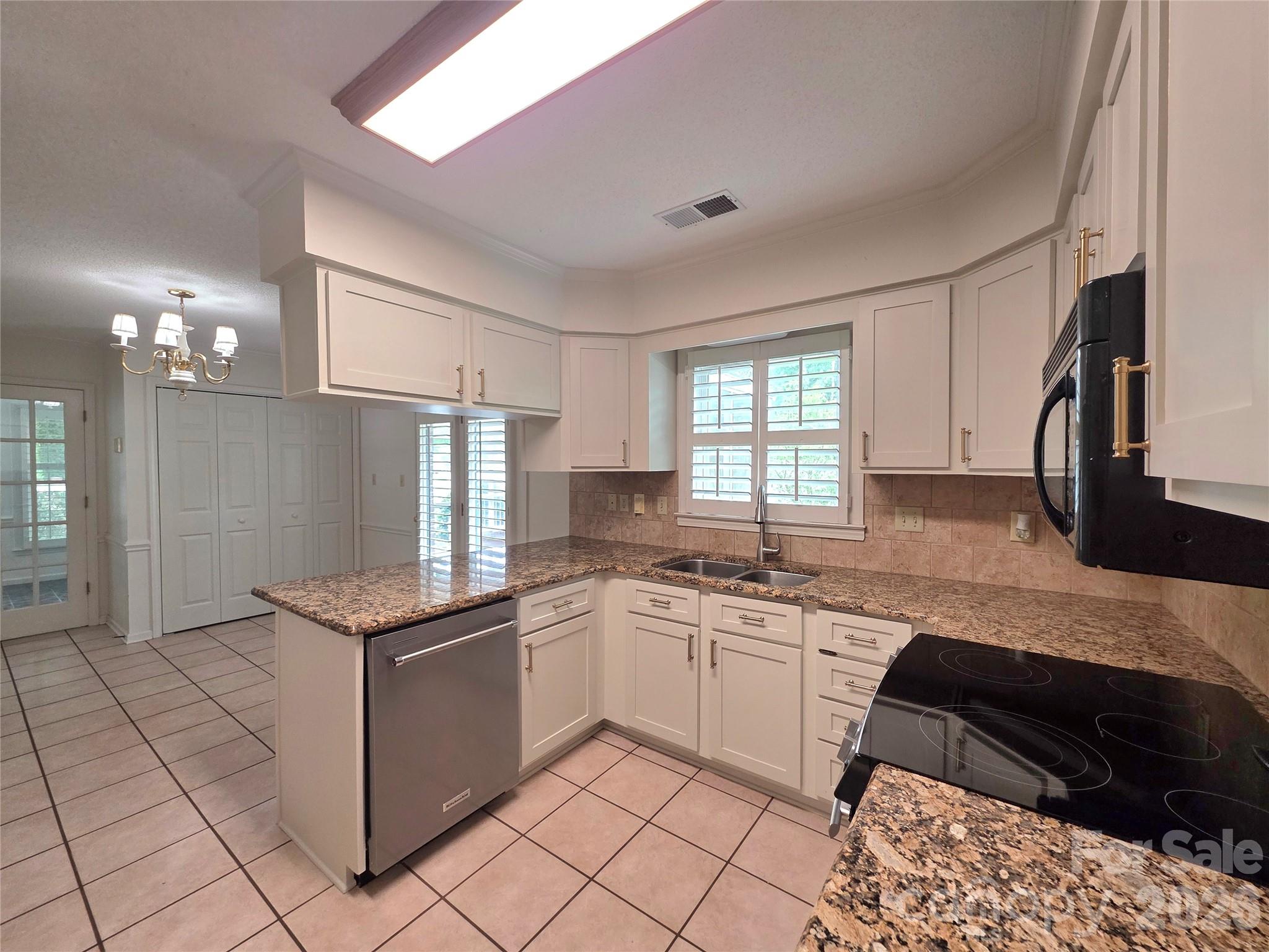 687 Carlton Drive — Gastonia