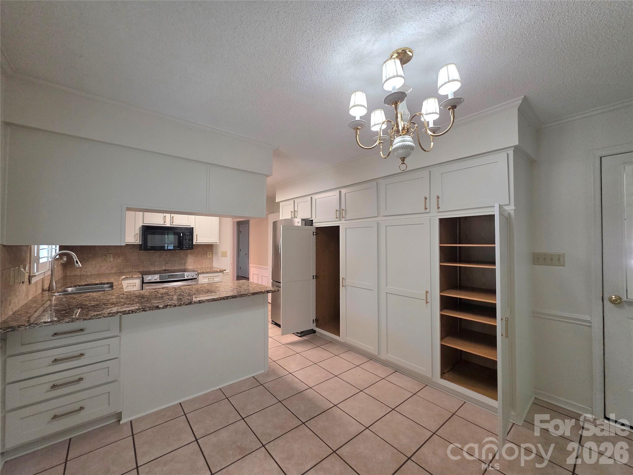 687 Carlton Drive — Gastonia