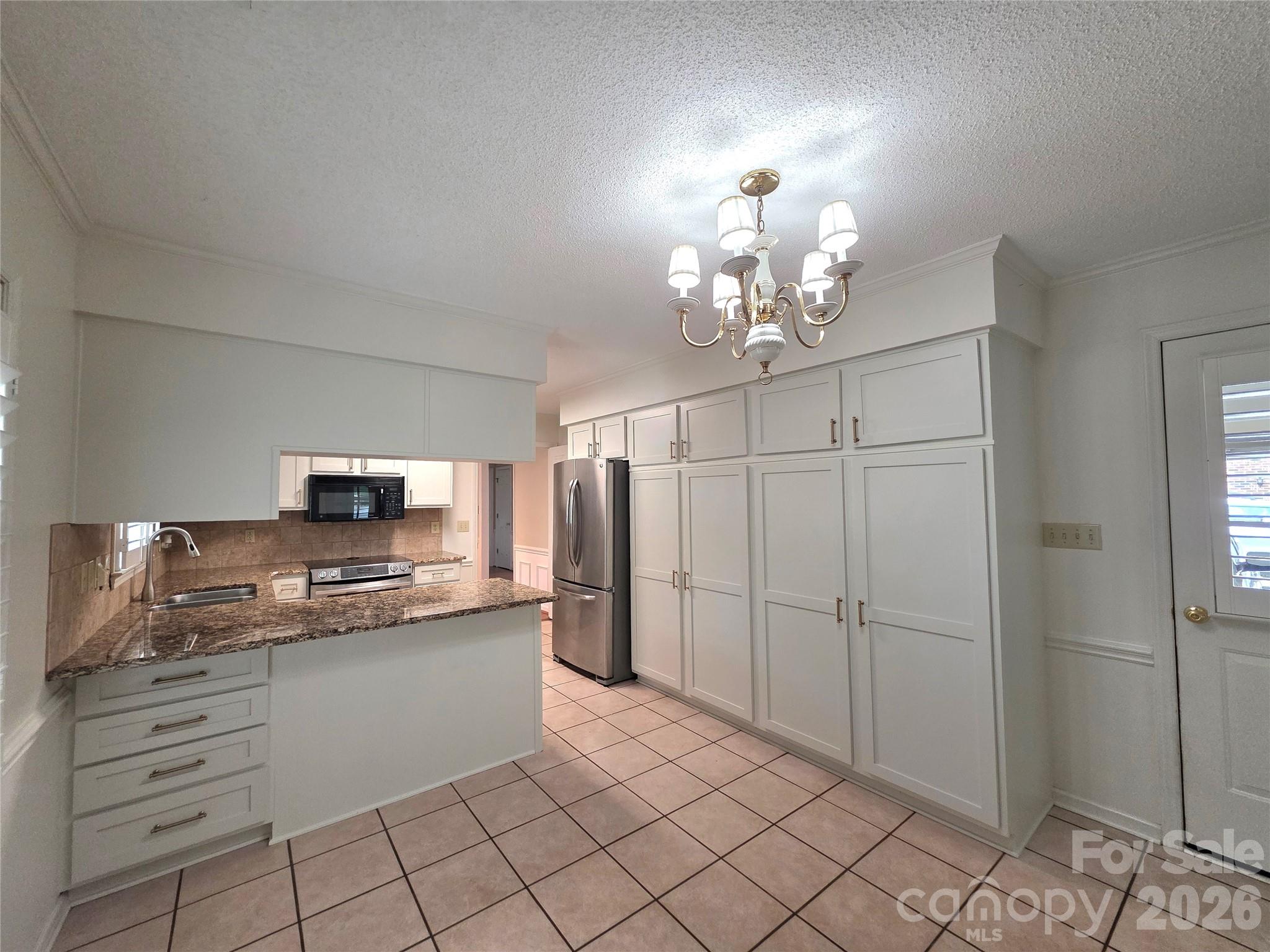687 Carlton Drive — Gastonia