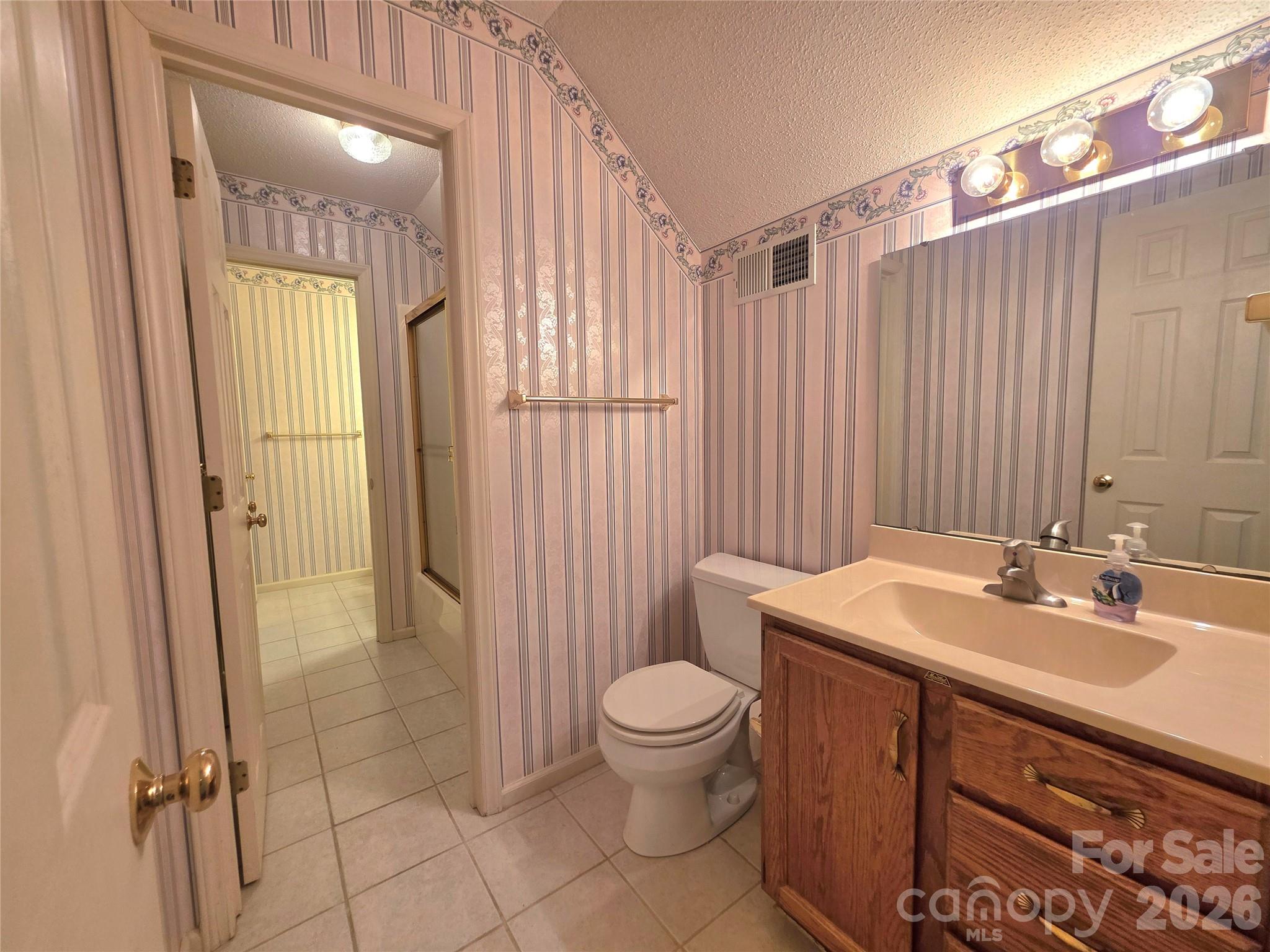 687 Carlton Drive — Gastonia
