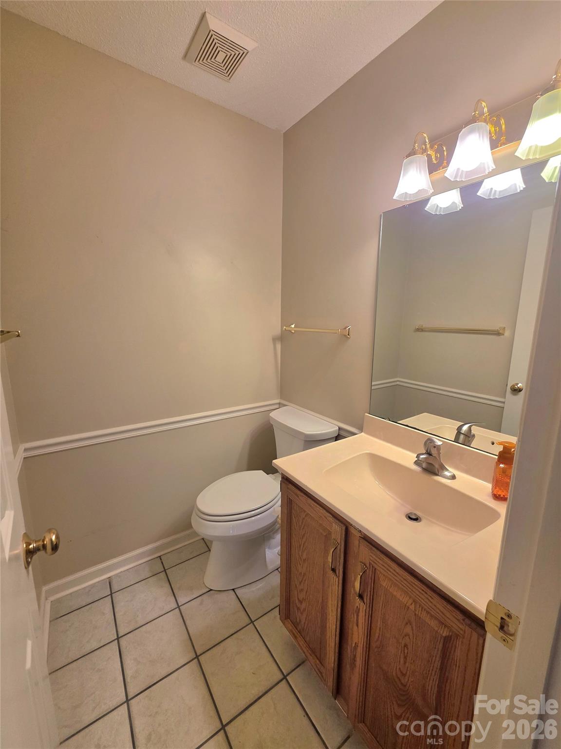 687 Carlton Drive — Gastonia