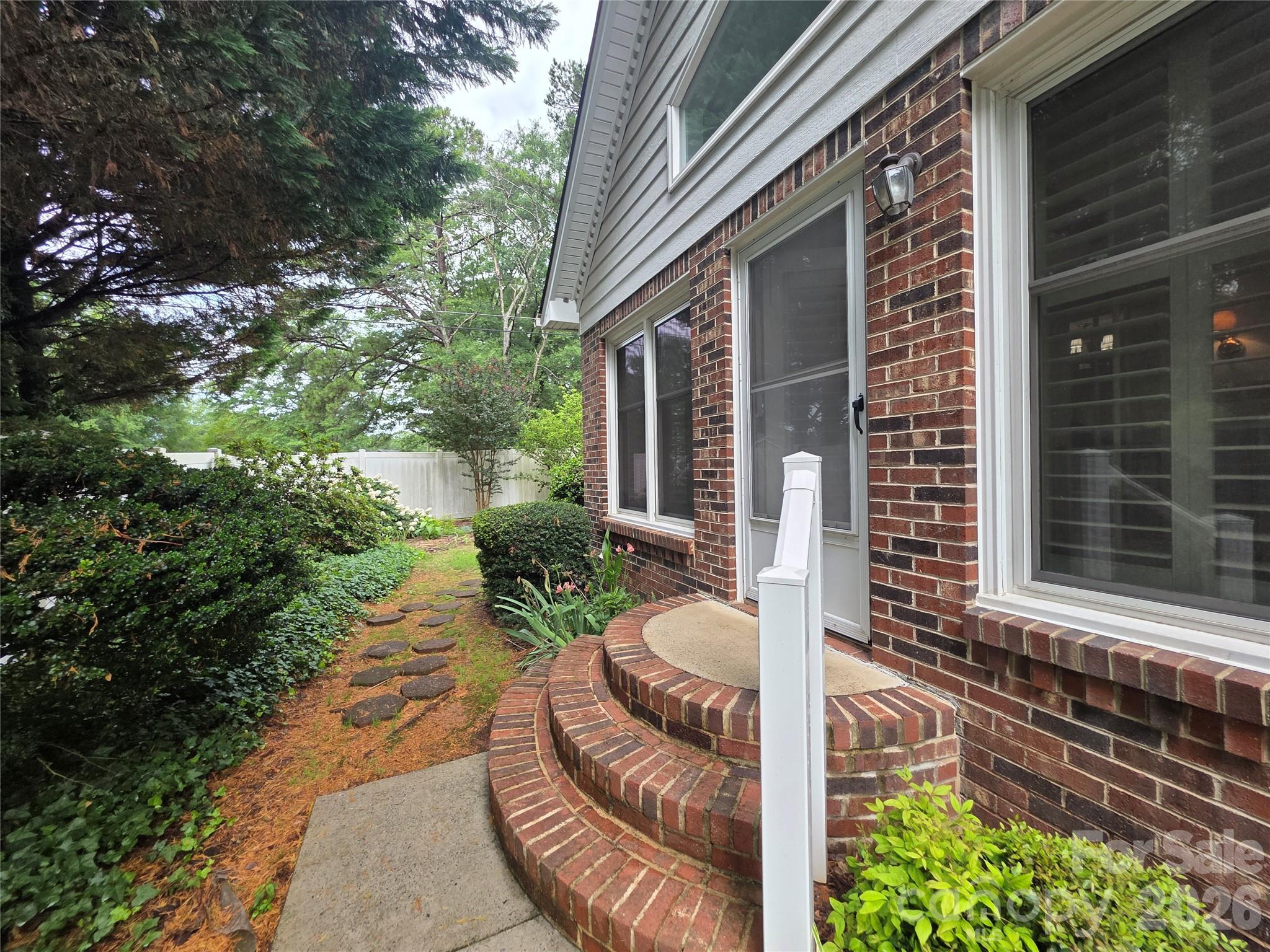 687 Carlton Drive — Gastonia