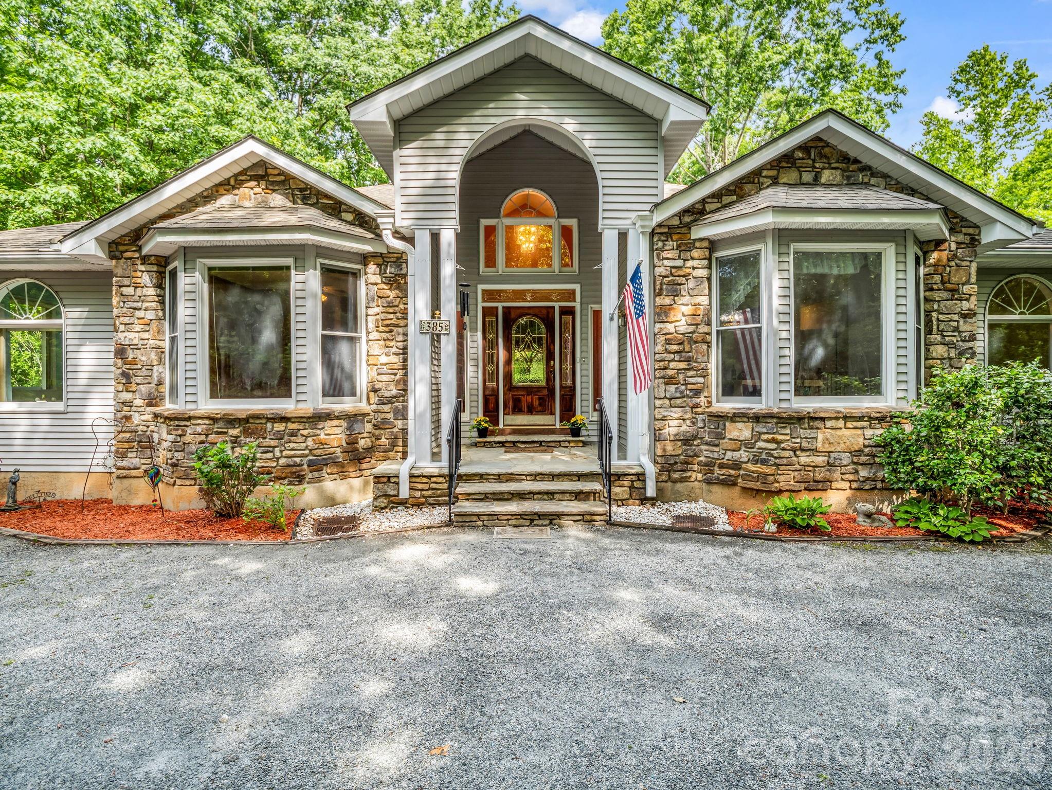 385 Park Street — Columbus