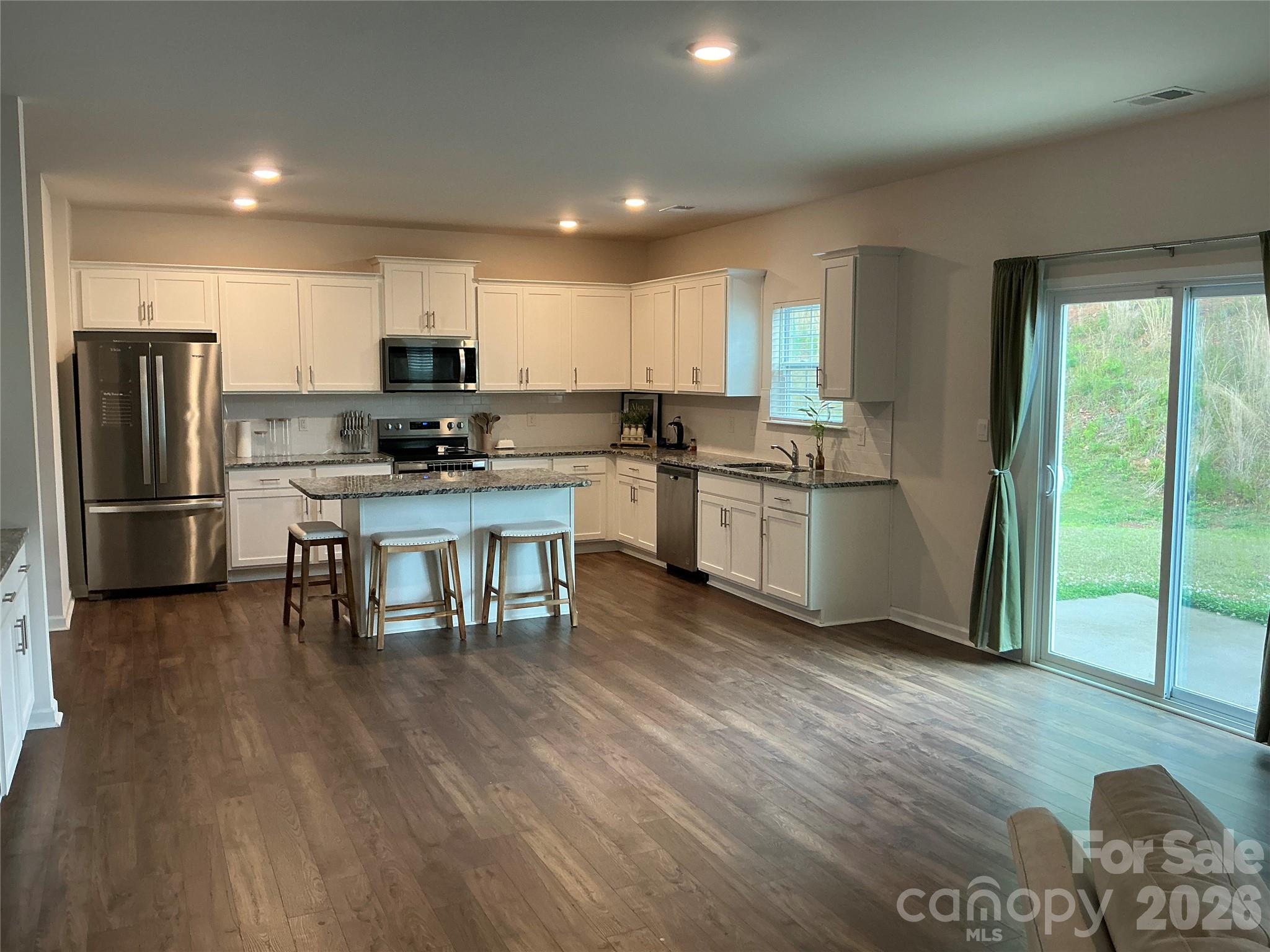 534 Yellow Birch Drive — Locust