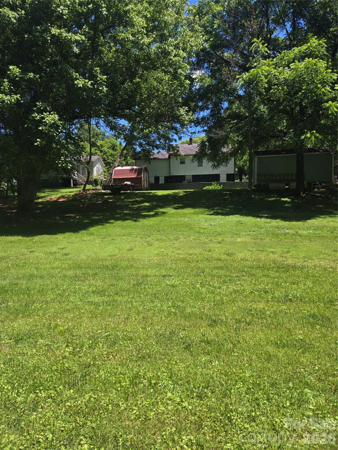 156 S Caldwell Avenue — Newton