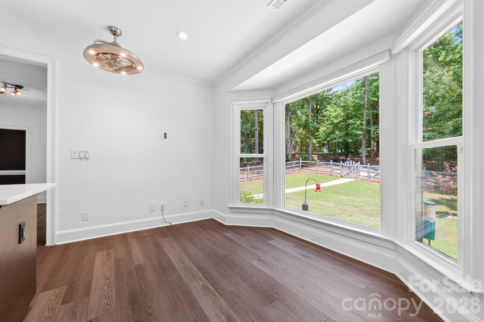 9131 N Pine Hill Lane — Charlotte