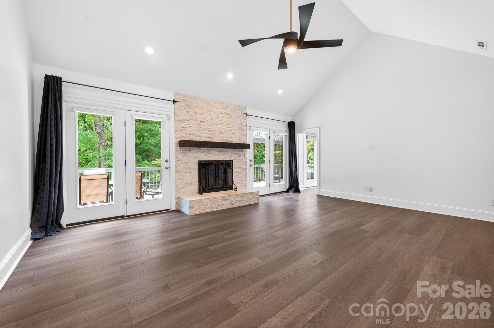 9131 N Pine Hill Lane — Charlotte