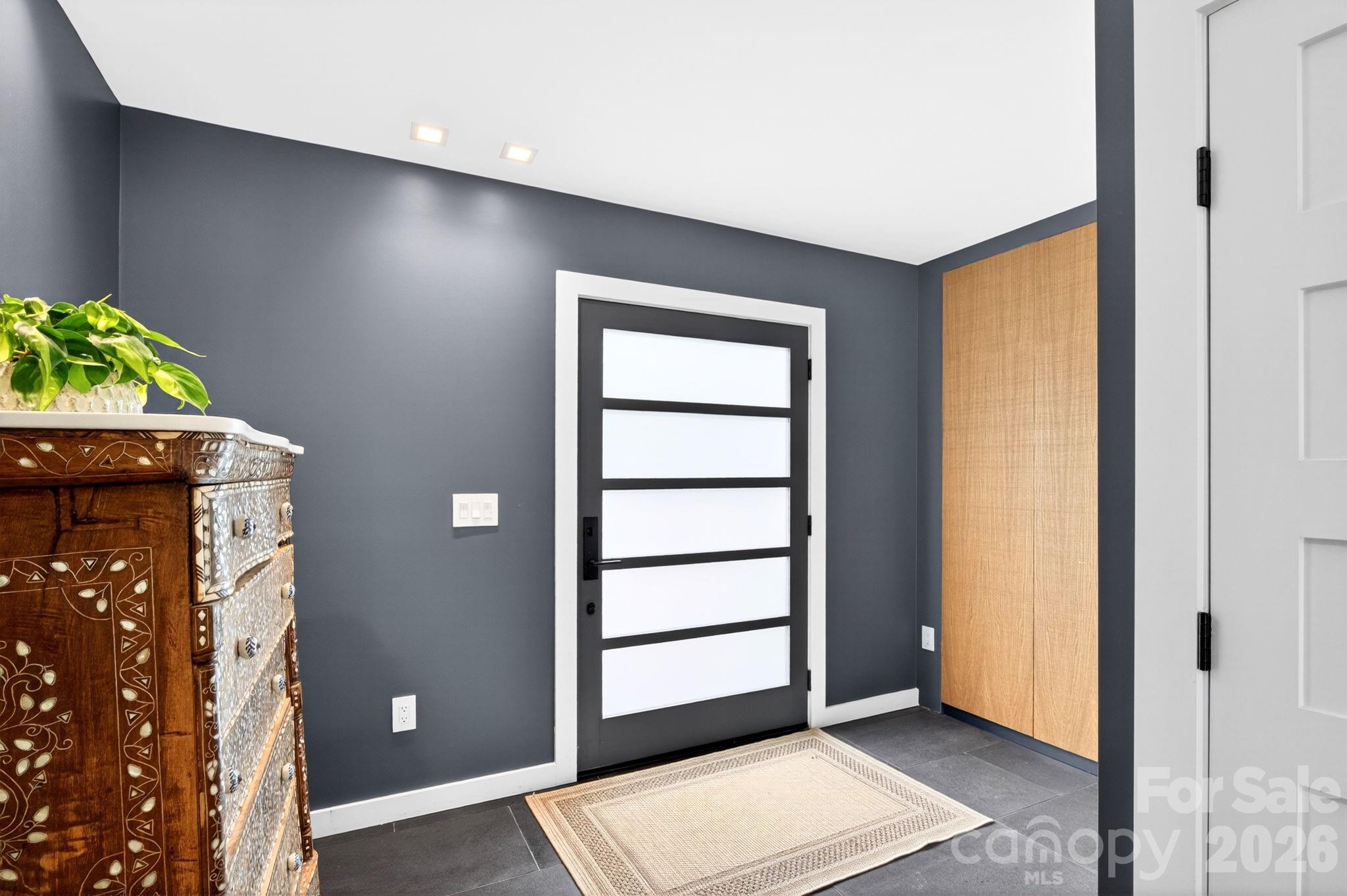 48 Woodvale Avenue — Asheville