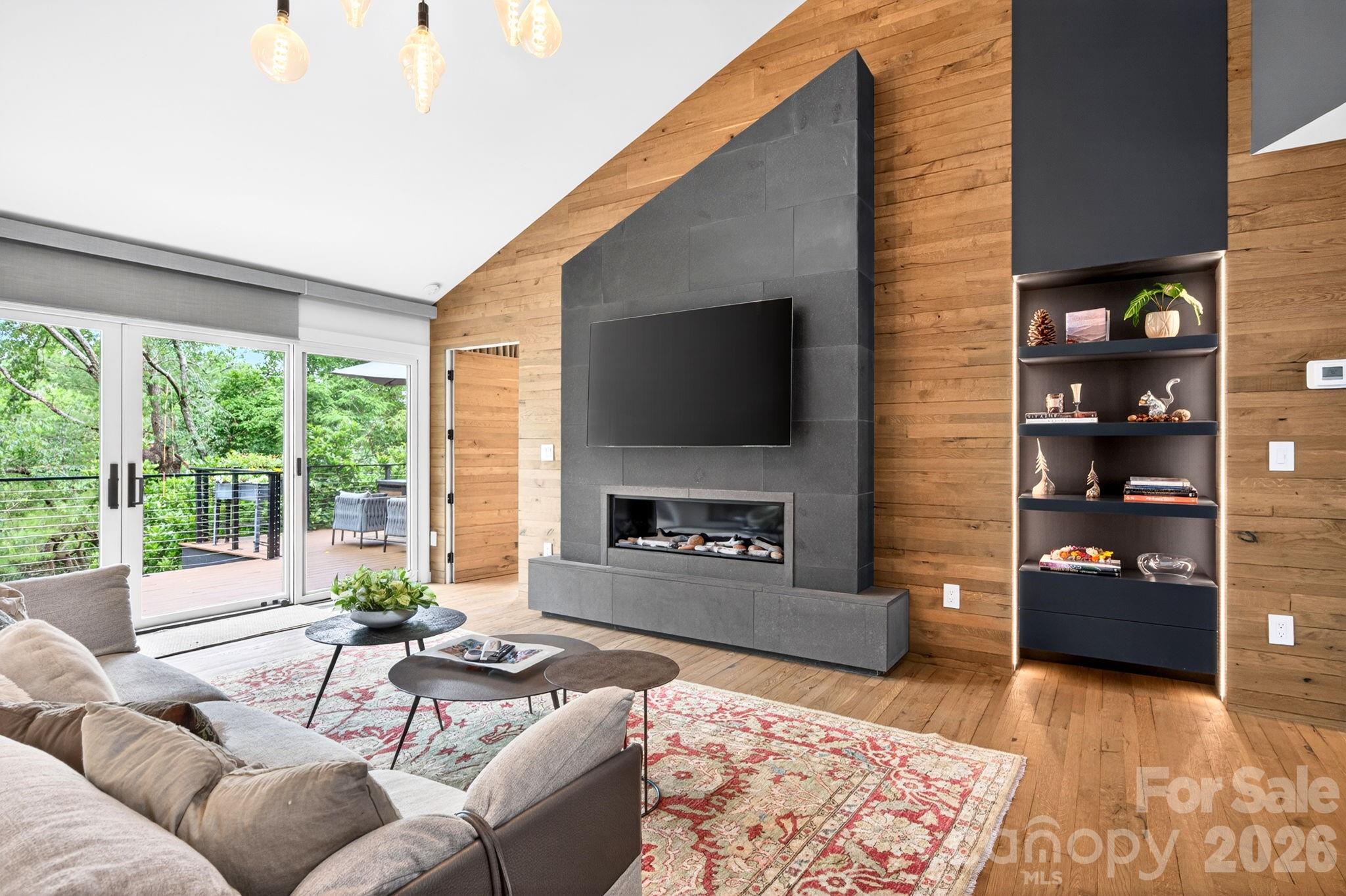 48 Woodvale Avenue — Asheville