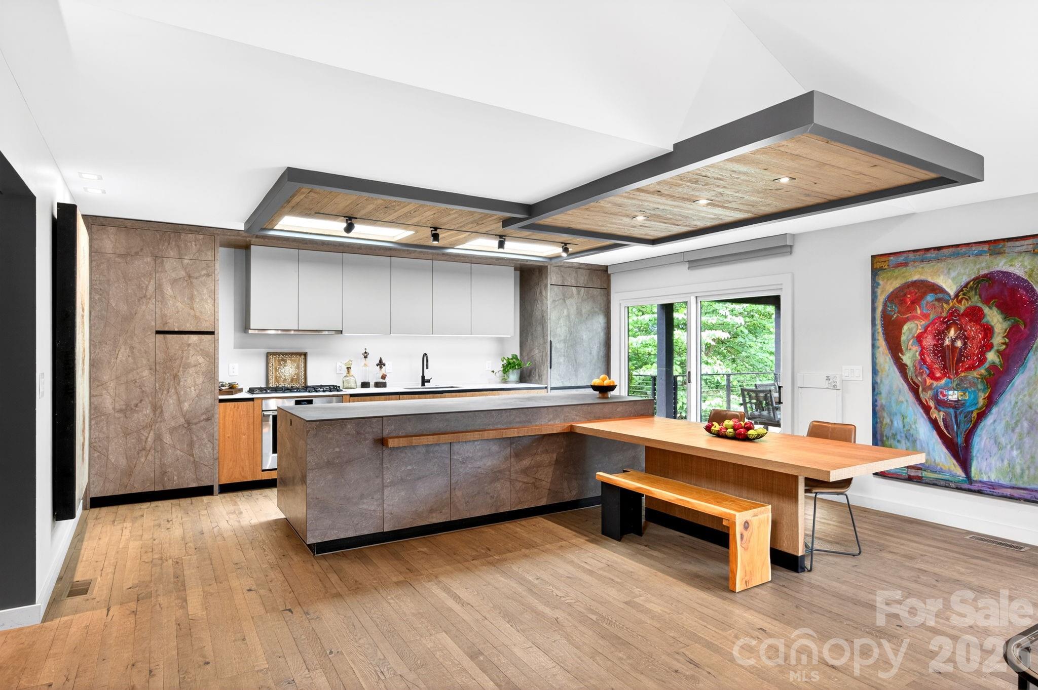 48 Woodvale Avenue — Asheville