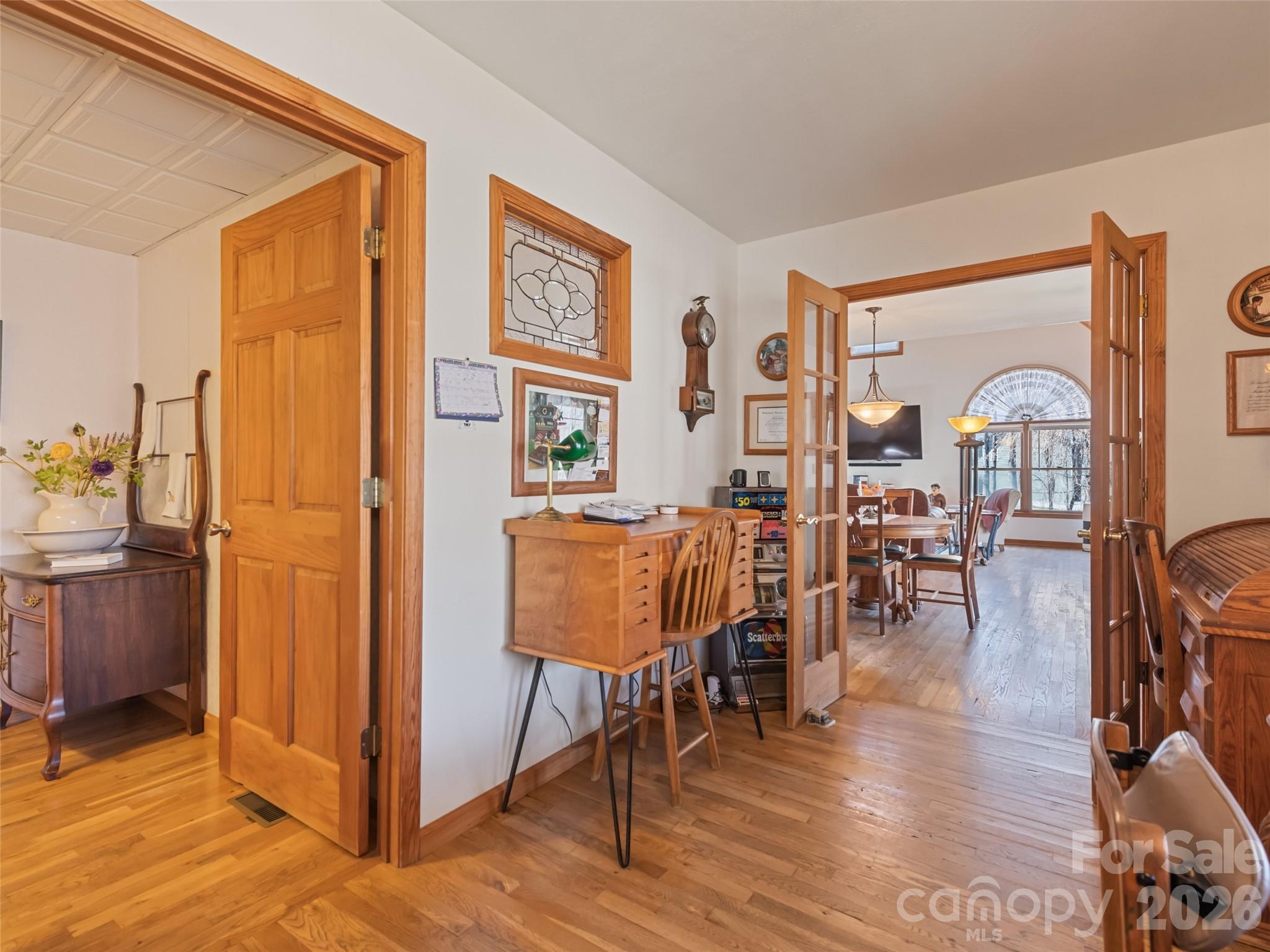 89 Stump Lane — Maggie Valley