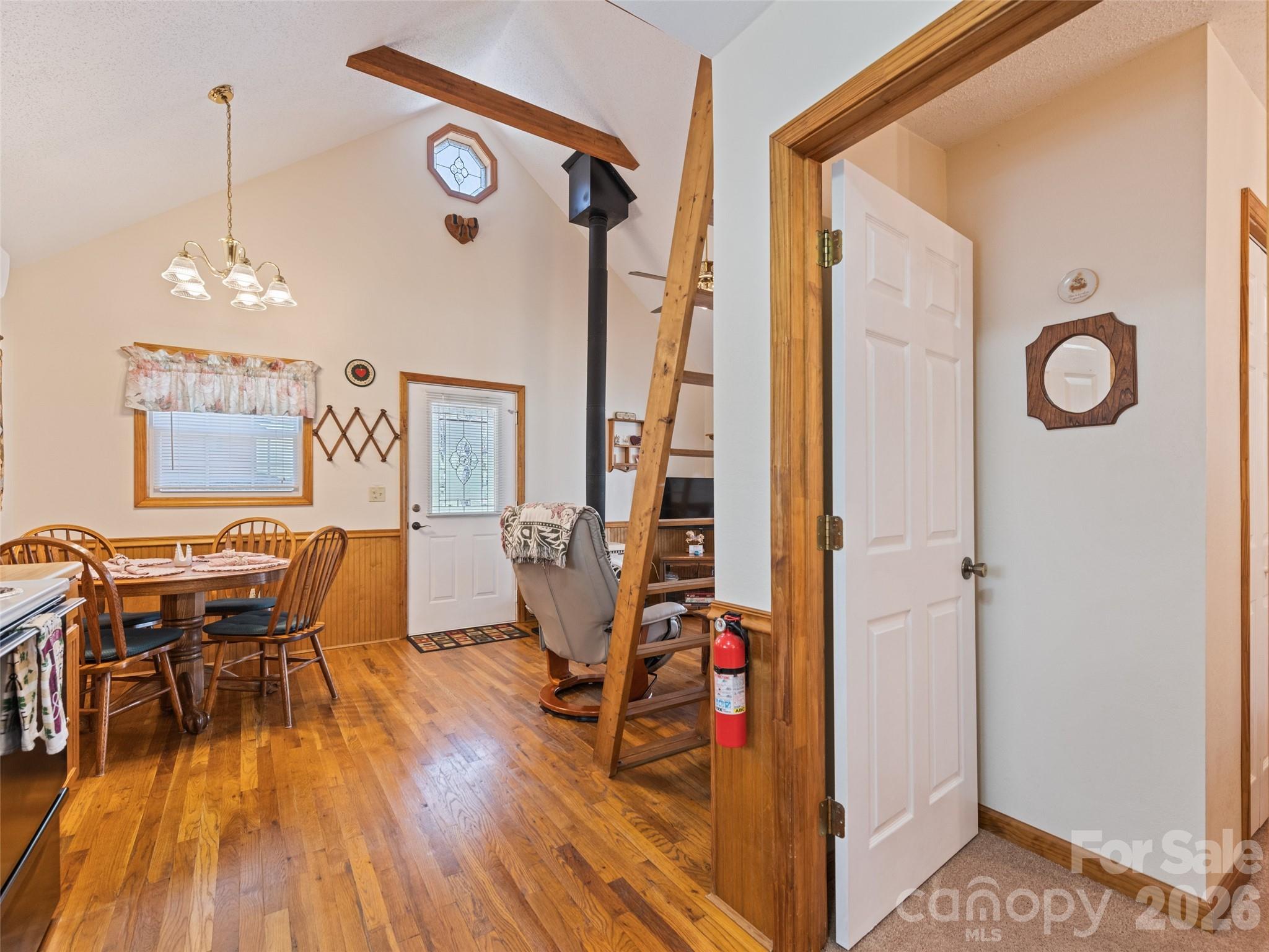 89 Stump Lane — Maggie Valley