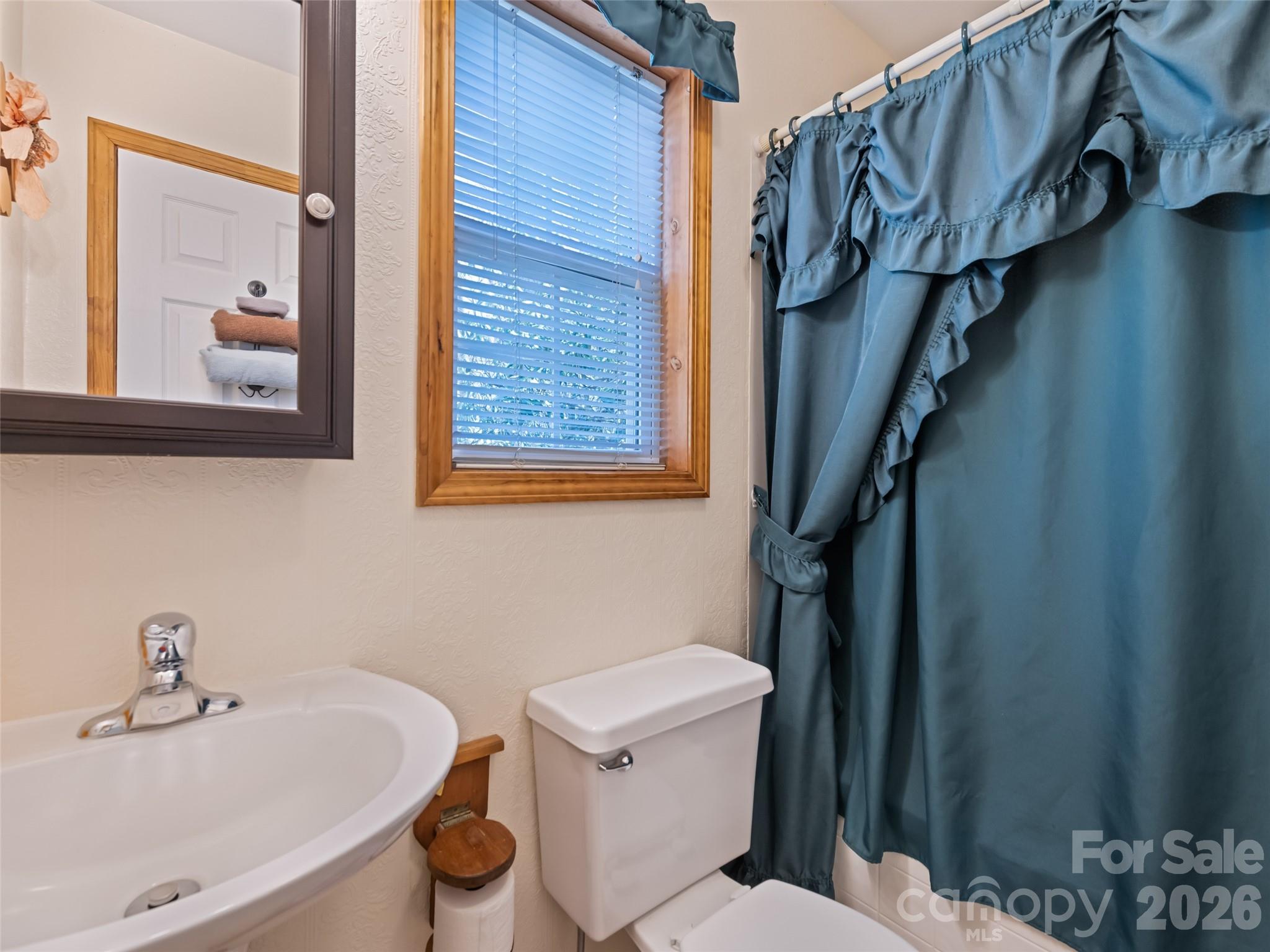 89 Stump Lane — Maggie Valley