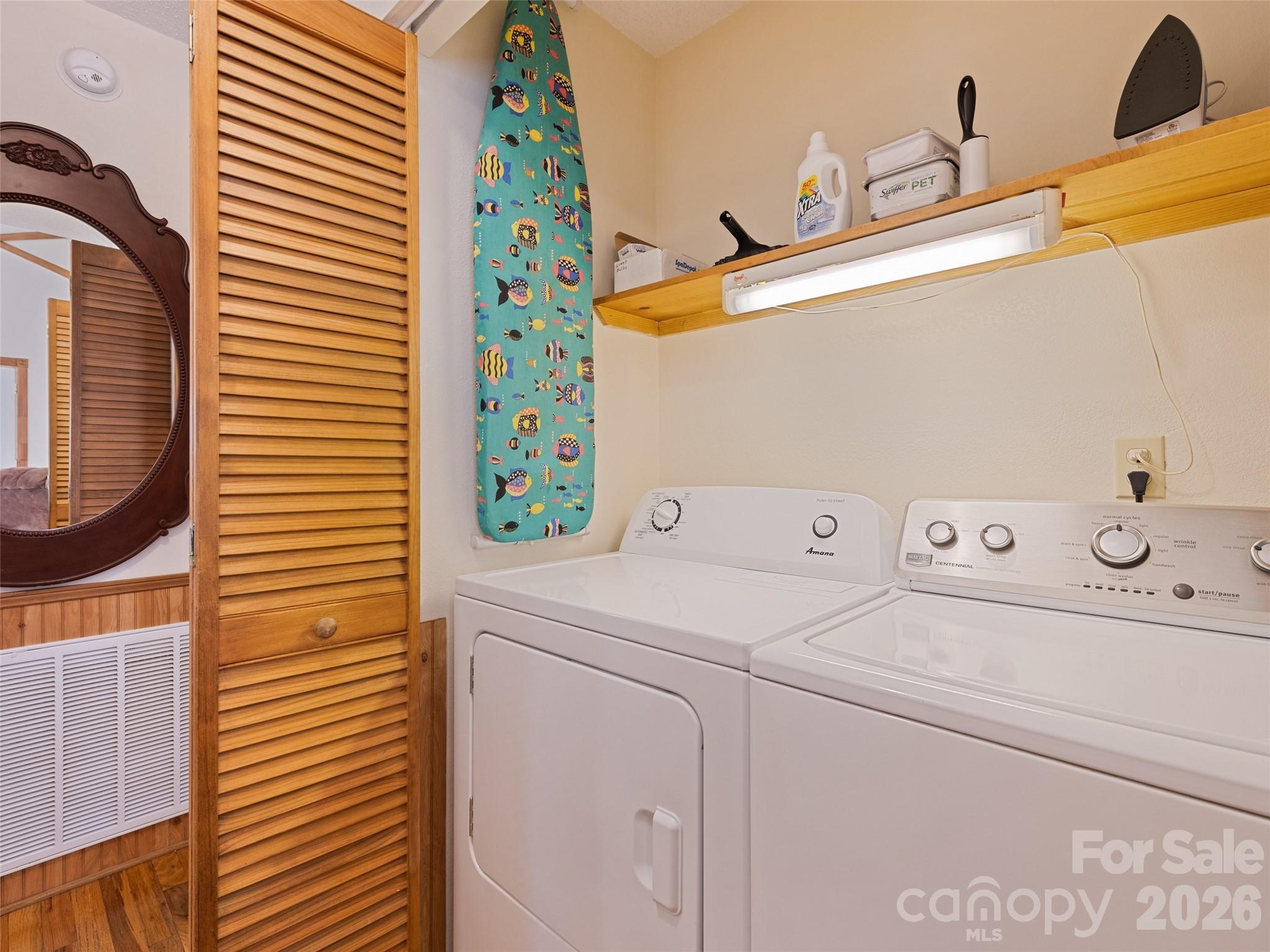 89 Stump Lane — Maggie Valley