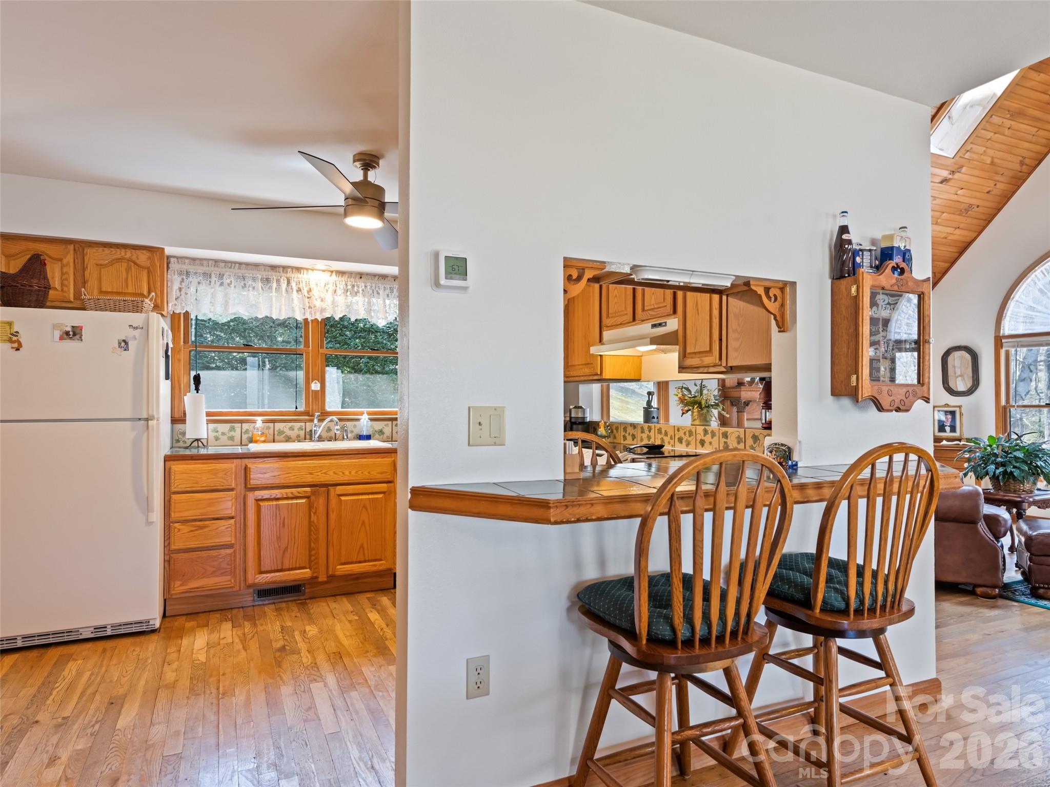 89 Stump Lane — Maggie Valley