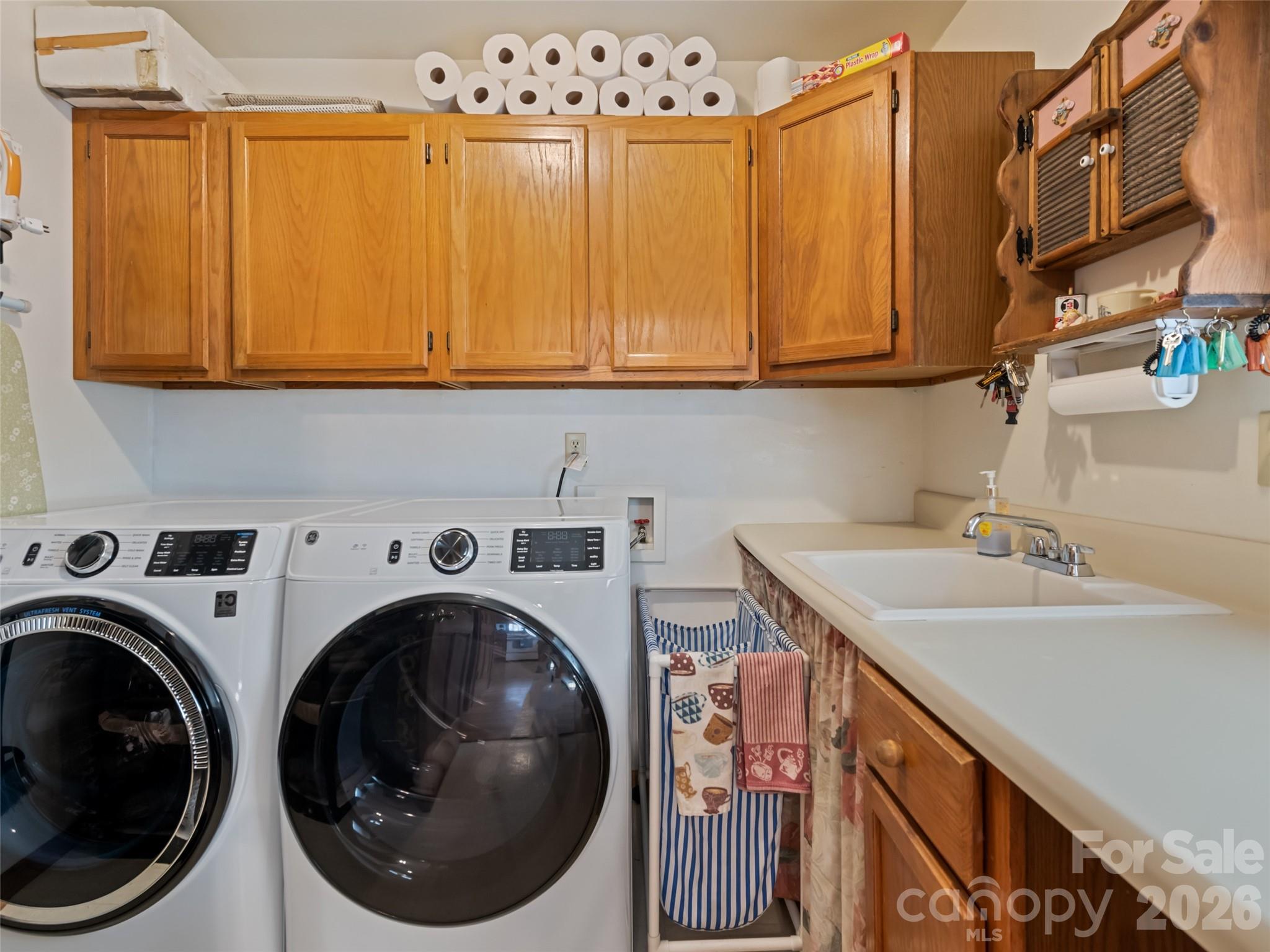 89 Stump Lane — Maggie Valley