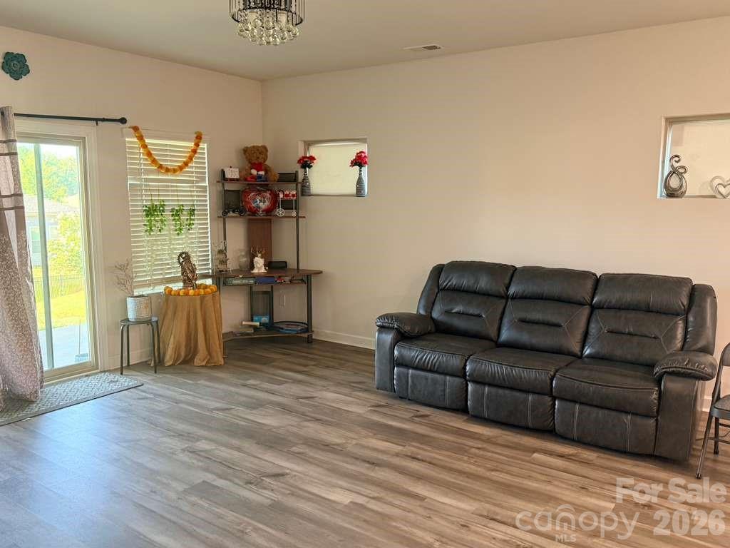 11908 Redleaf Drive — Charlotte