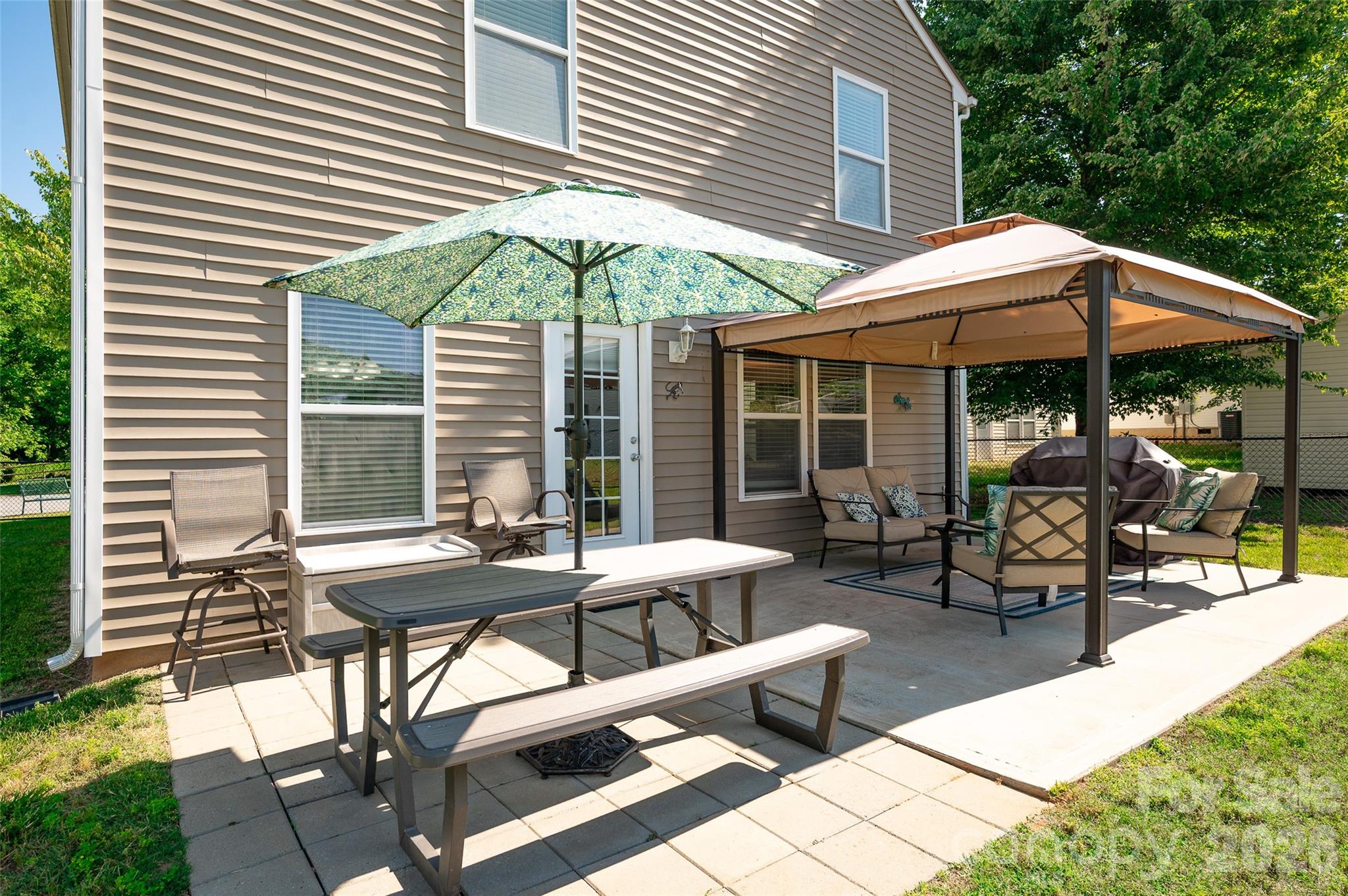 211 Wolf Creek Lane — Statesville