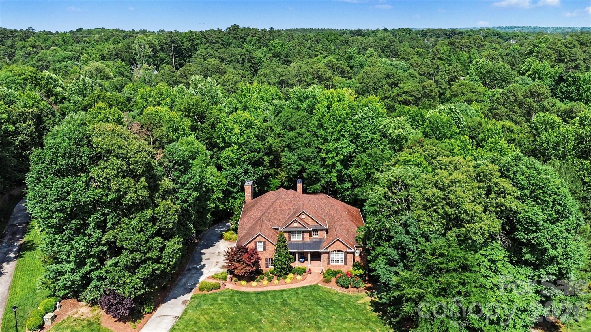 1706 Brookshaw Run — Fort Mill