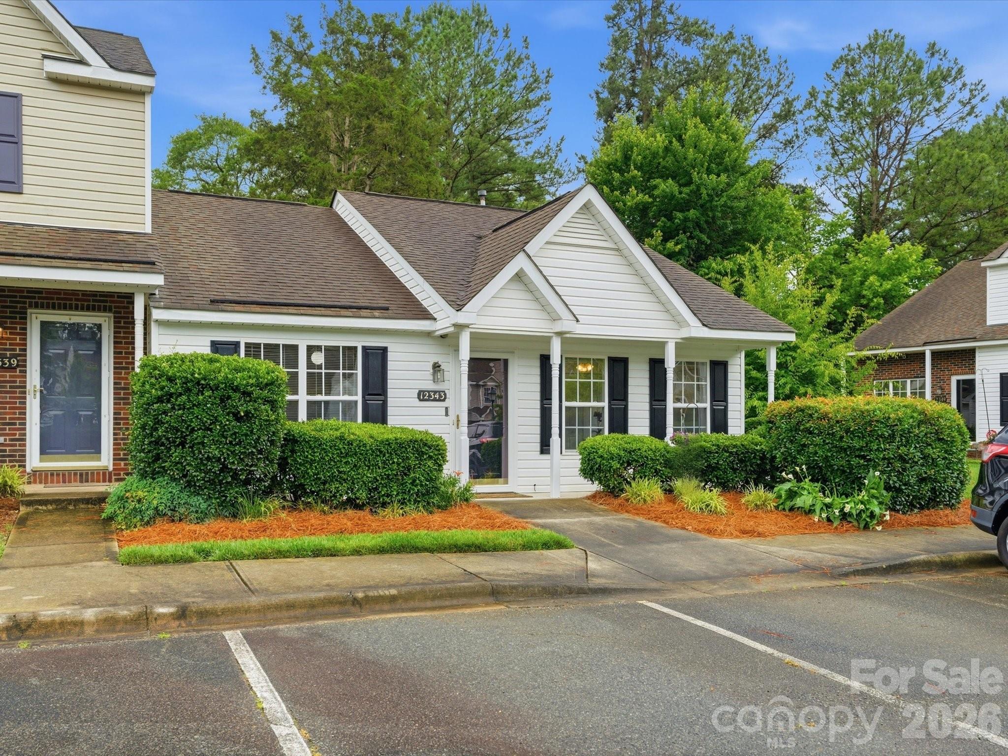 12343 Bluestem Lane — Charlotte