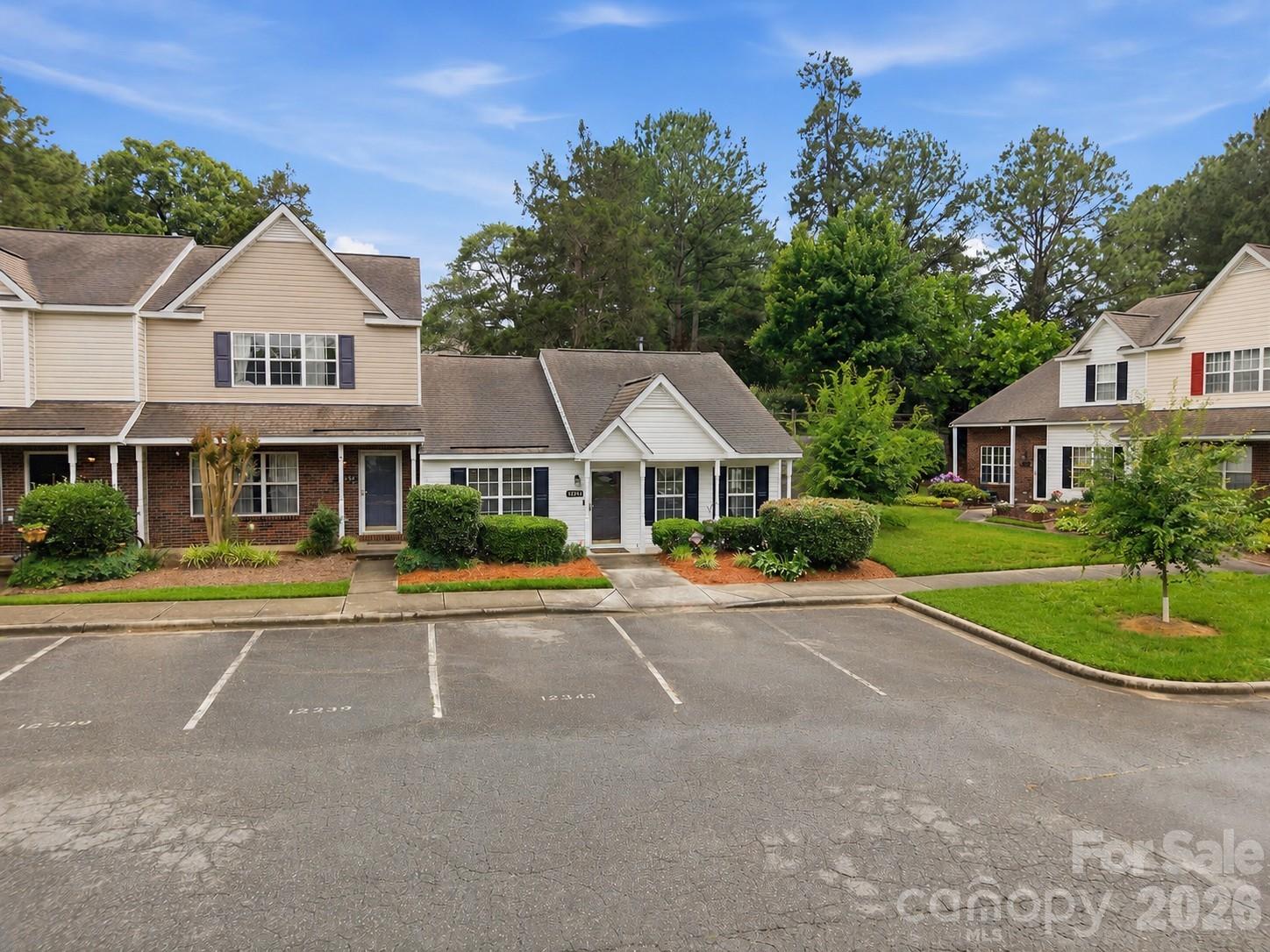 12343 Bluestem Lane — Charlotte
