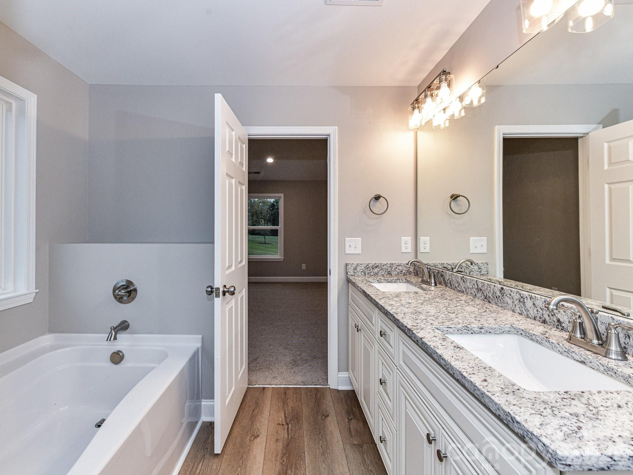 573 Wade Road — Oakboro