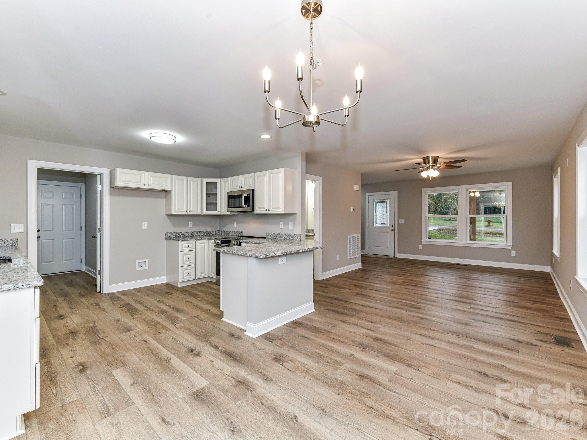 573 Wade Road — Oakboro