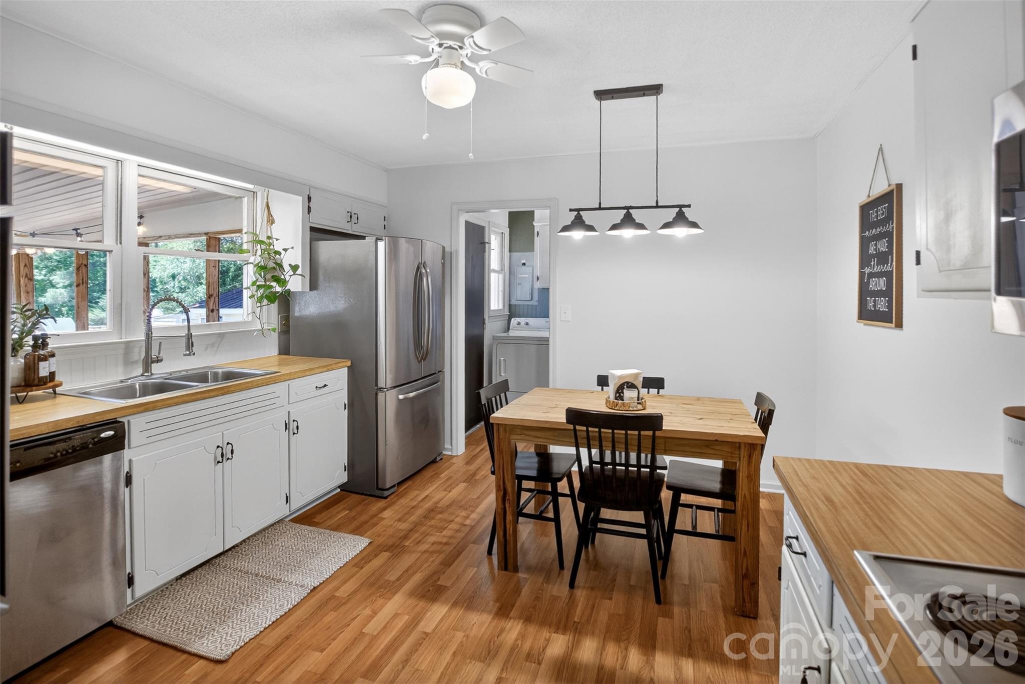 1609 Hall Road — Chester