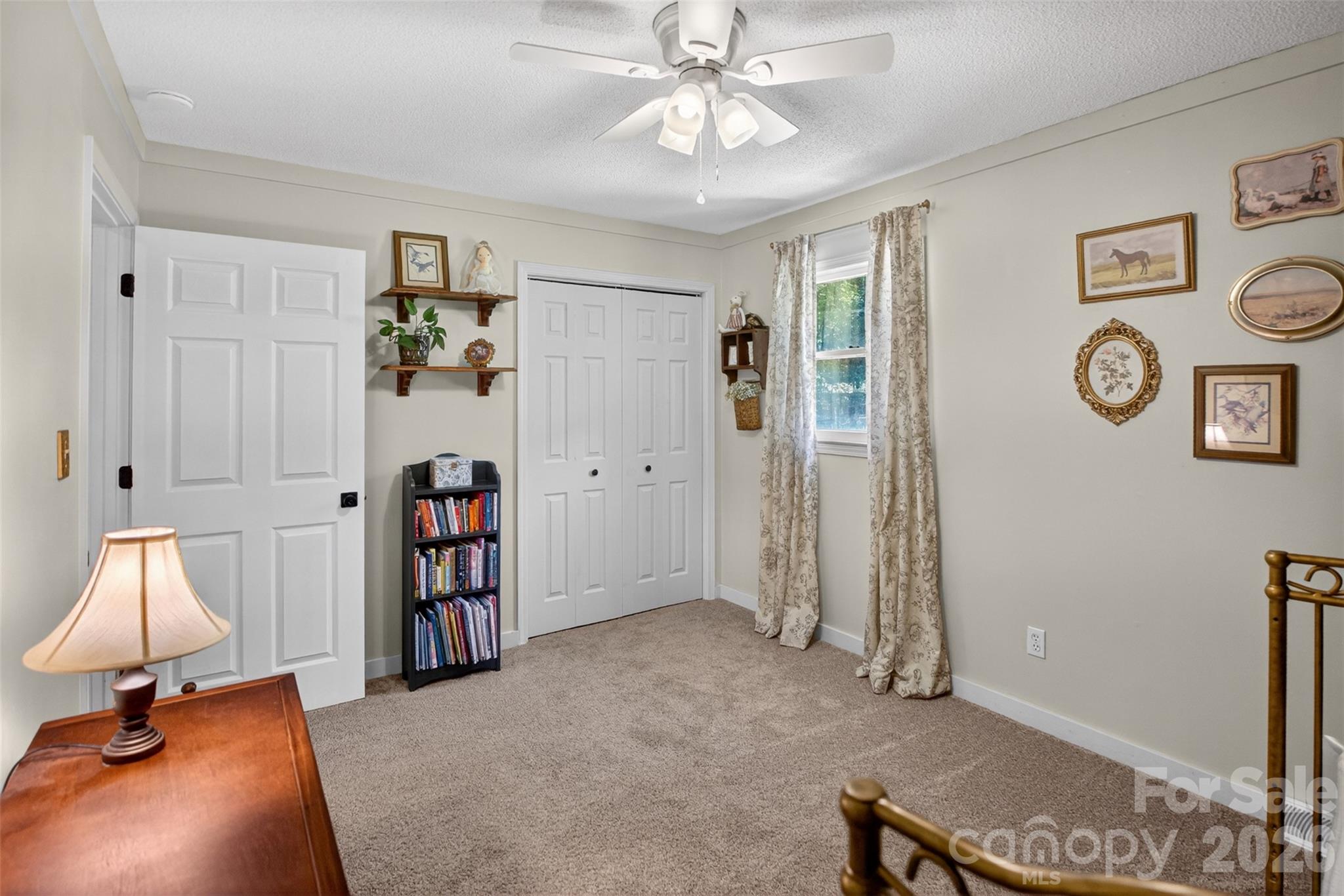 1609 Hall Road — Chester