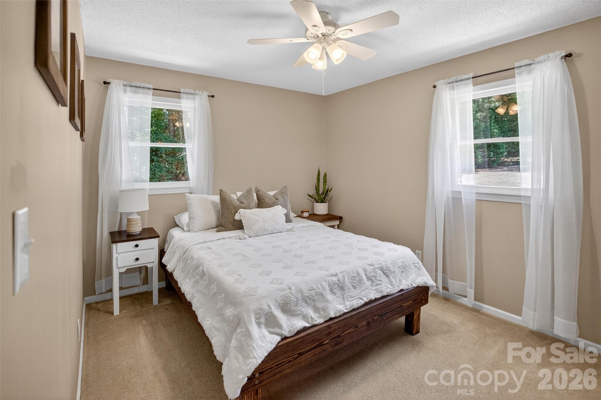 1609 Hall Road — Chester