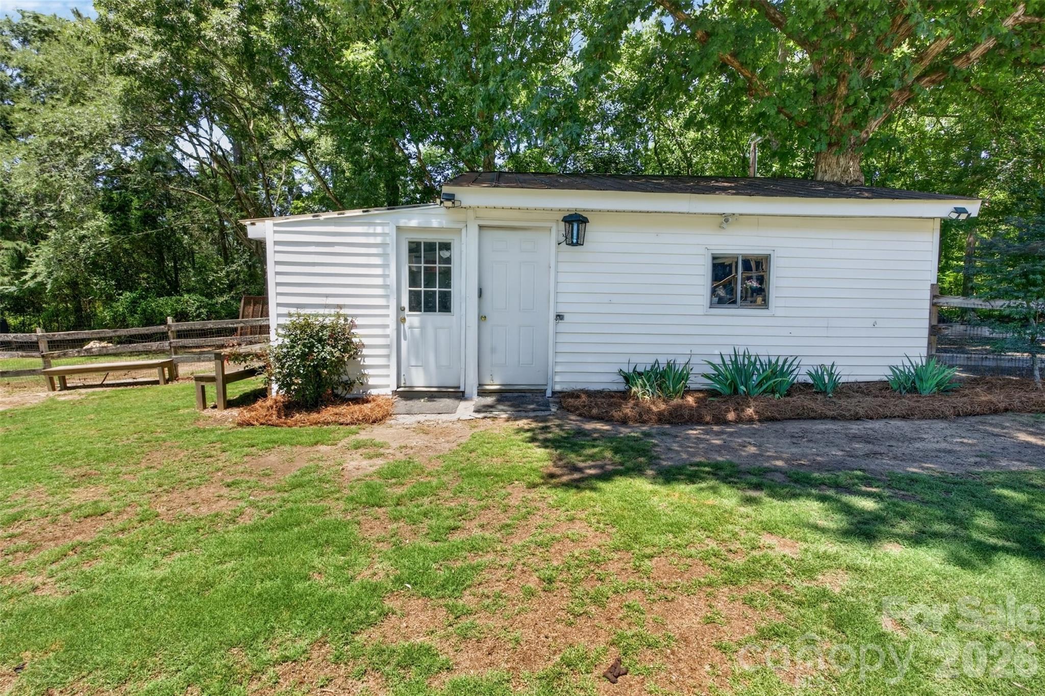 1609 Hall Road — Chester