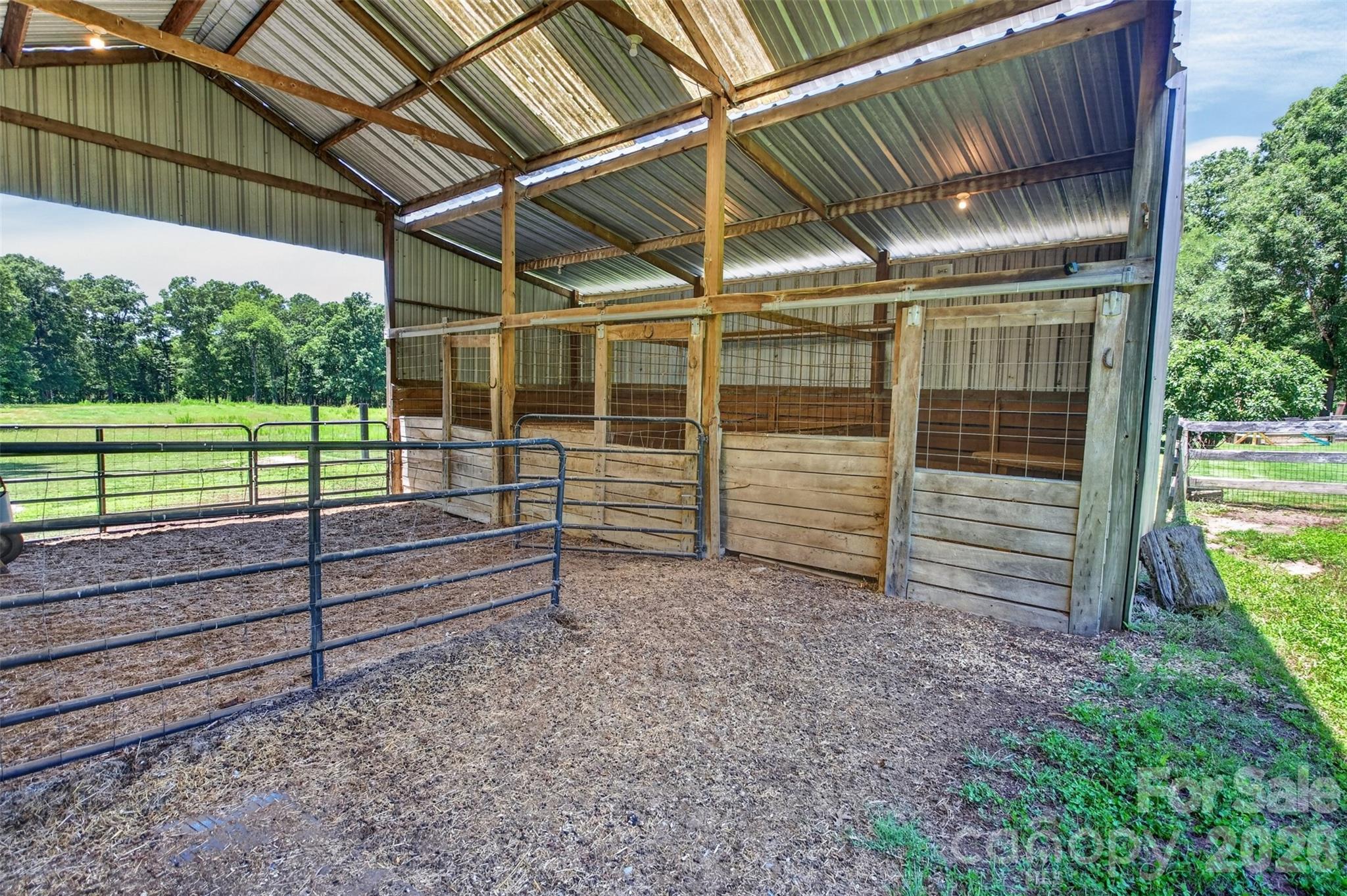 1609 Hall Road — Chester