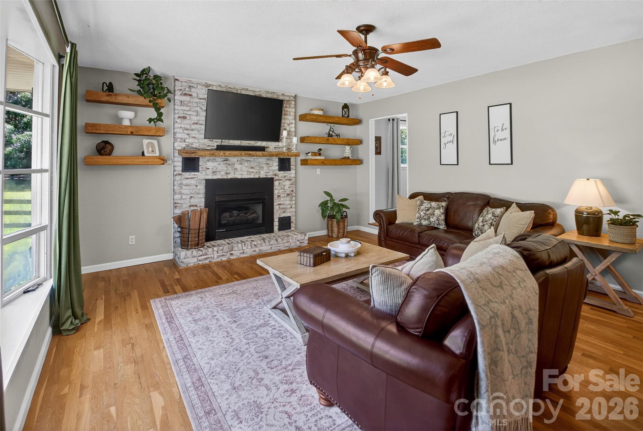 1609 Hall Road — Chester