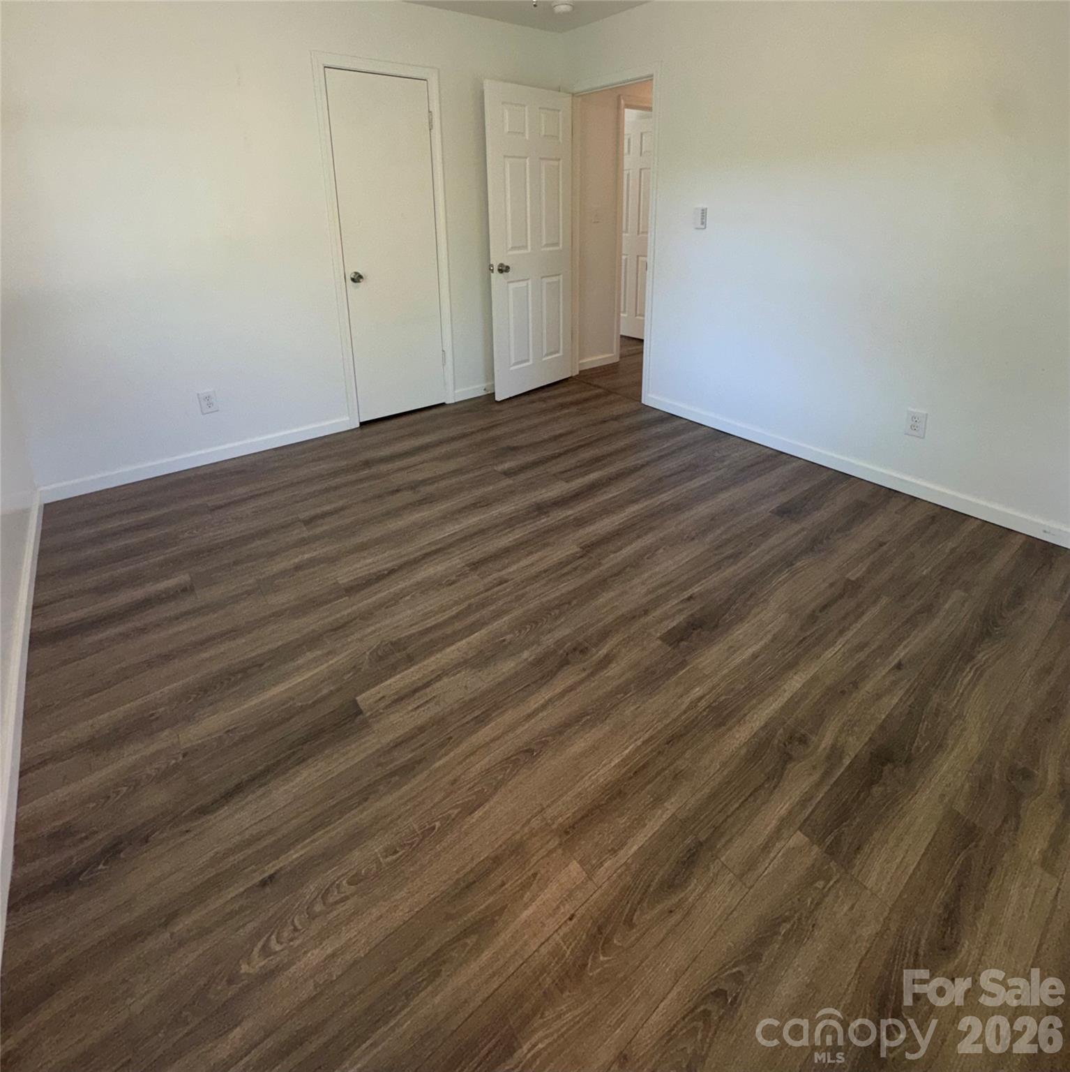 84 E Hunt Drive — Nebo