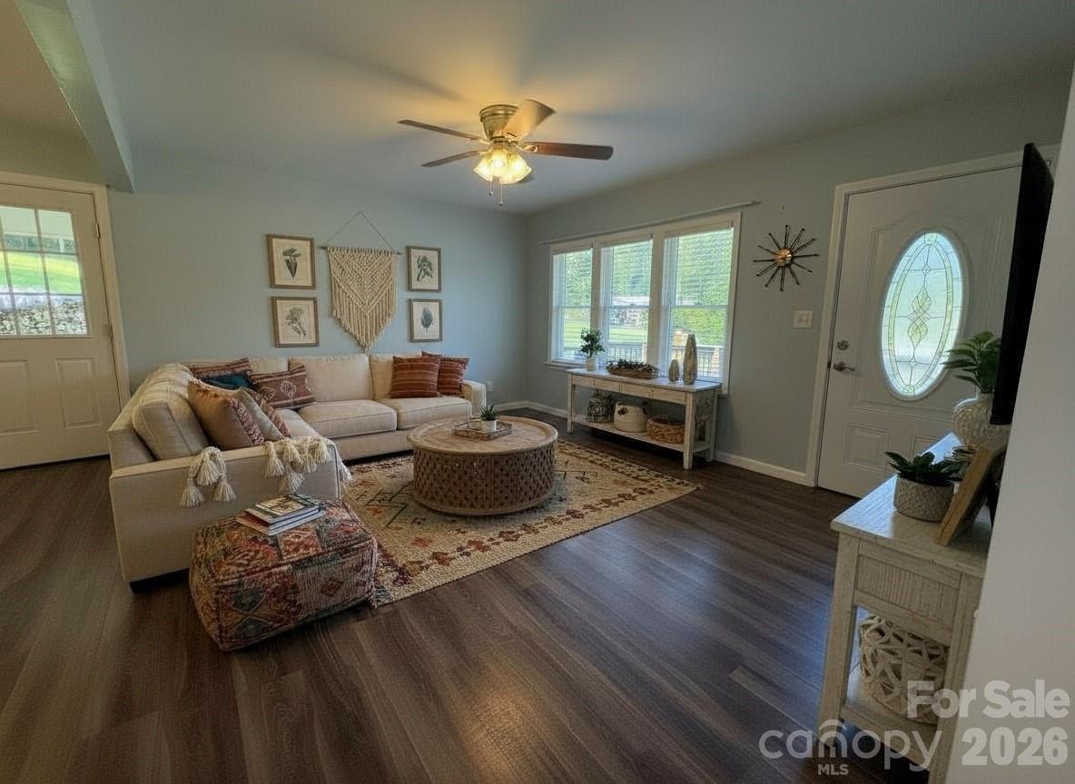 84 E Hunt Drive — Nebo