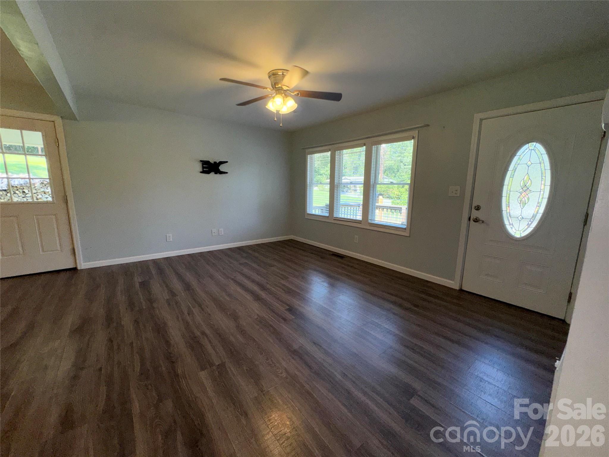 84 E Hunt Drive — Nebo