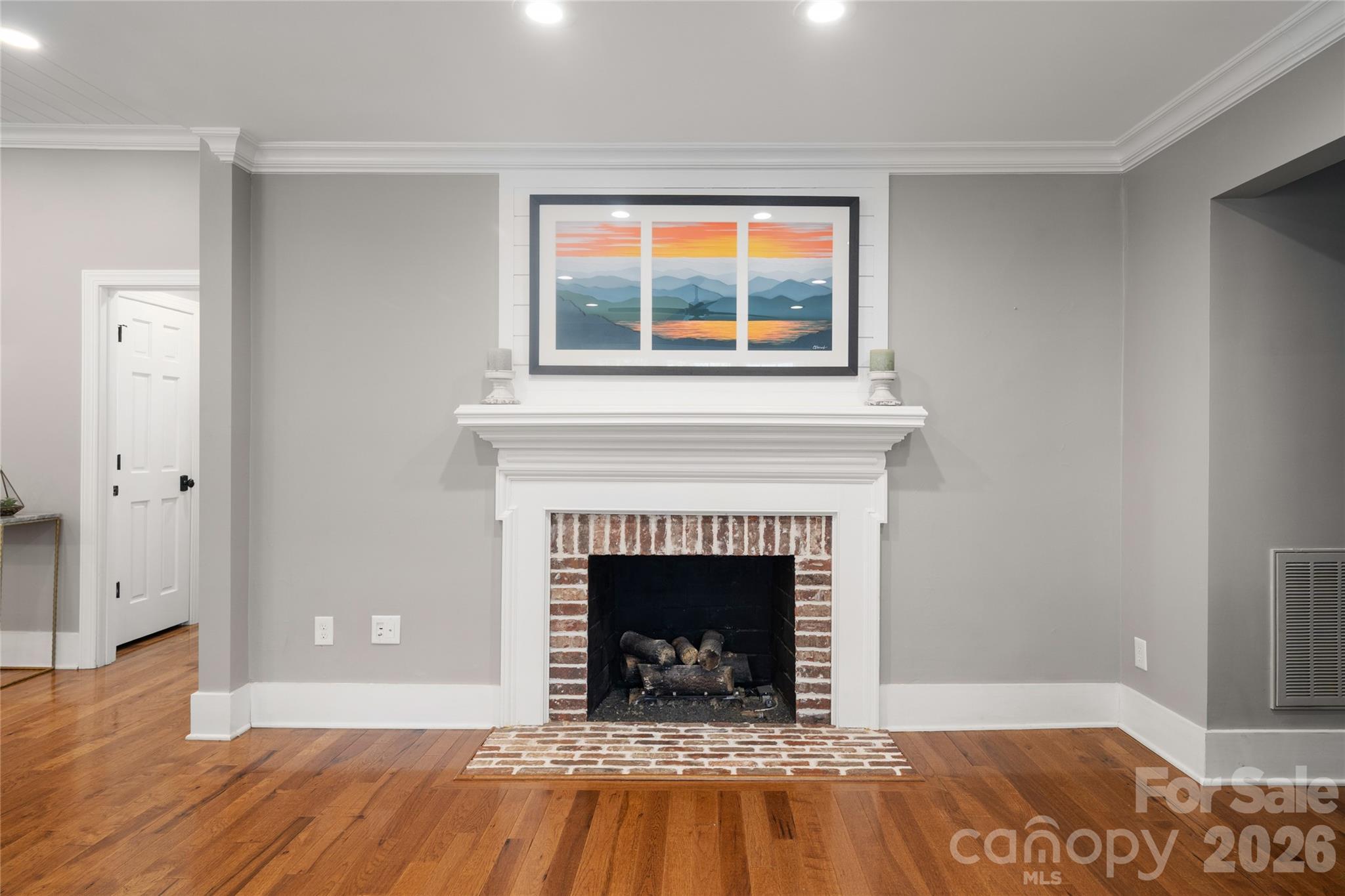 1921 Cumberland Avenue — Charlotte