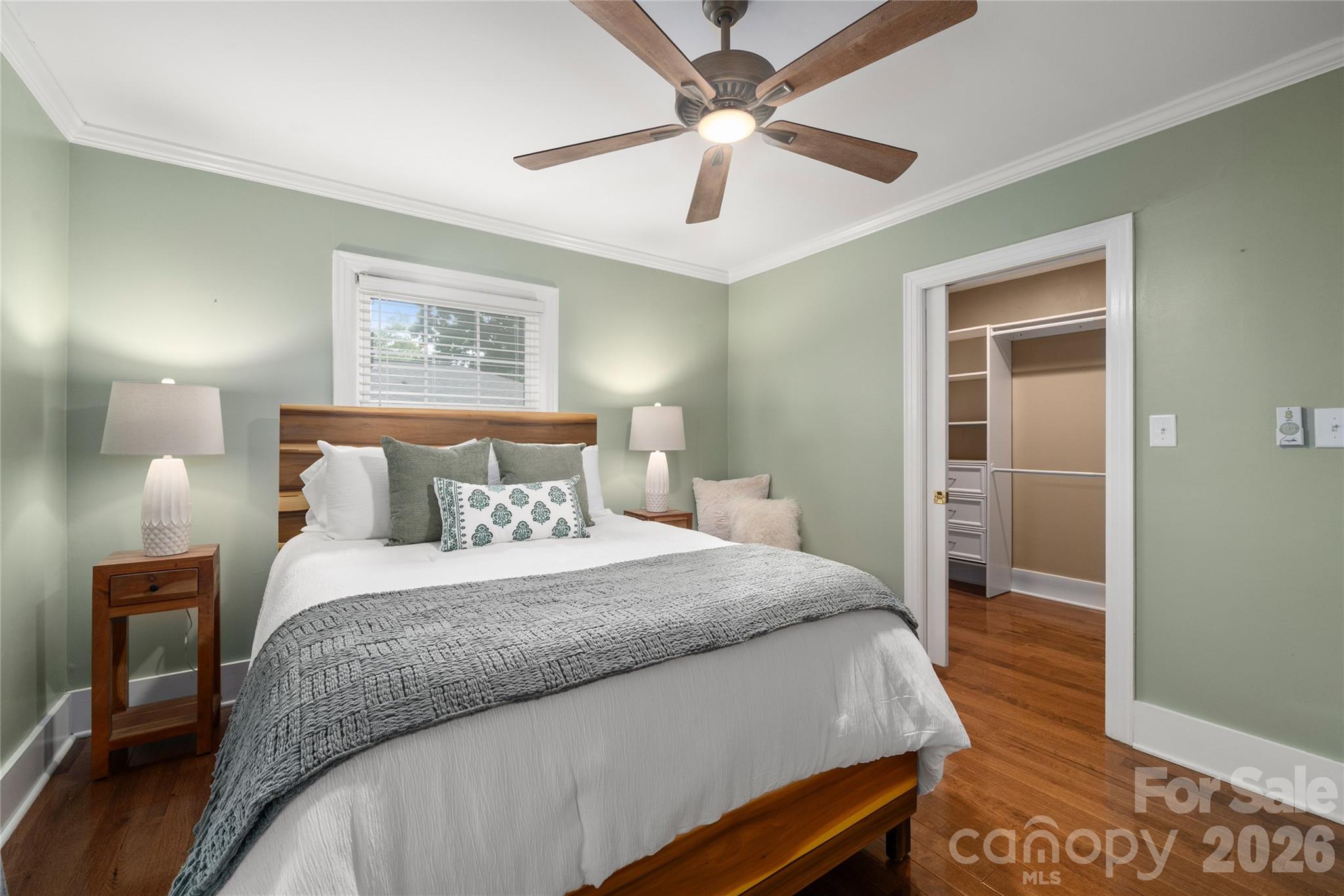1921 Cumberland Avenue — Charlotte