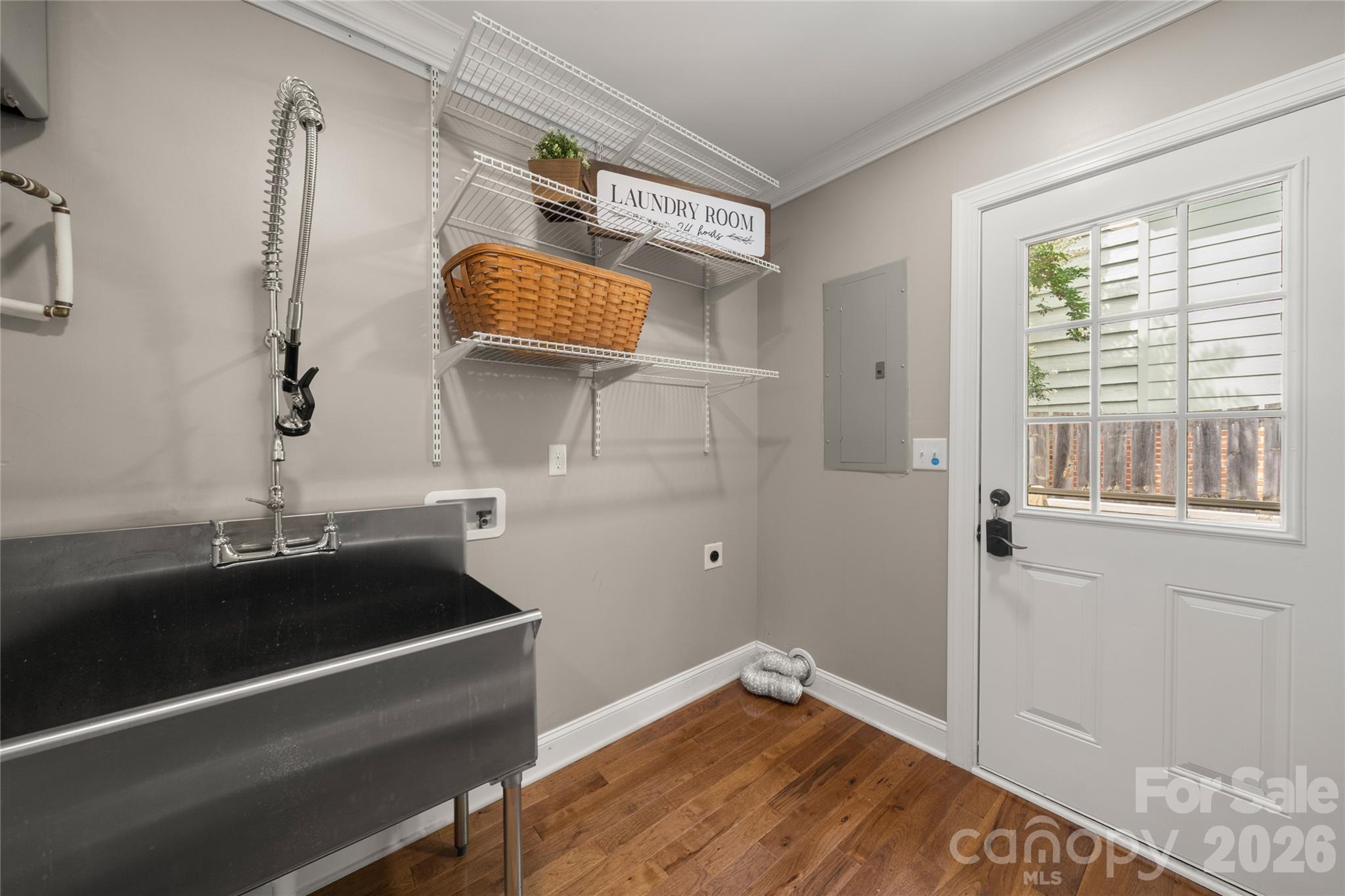 1921 Cumberland Avenue — Charlotte