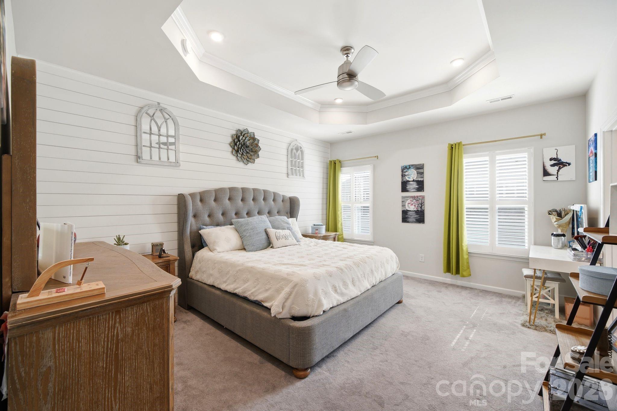 12701 Glowing Peak Road — Huntersville
