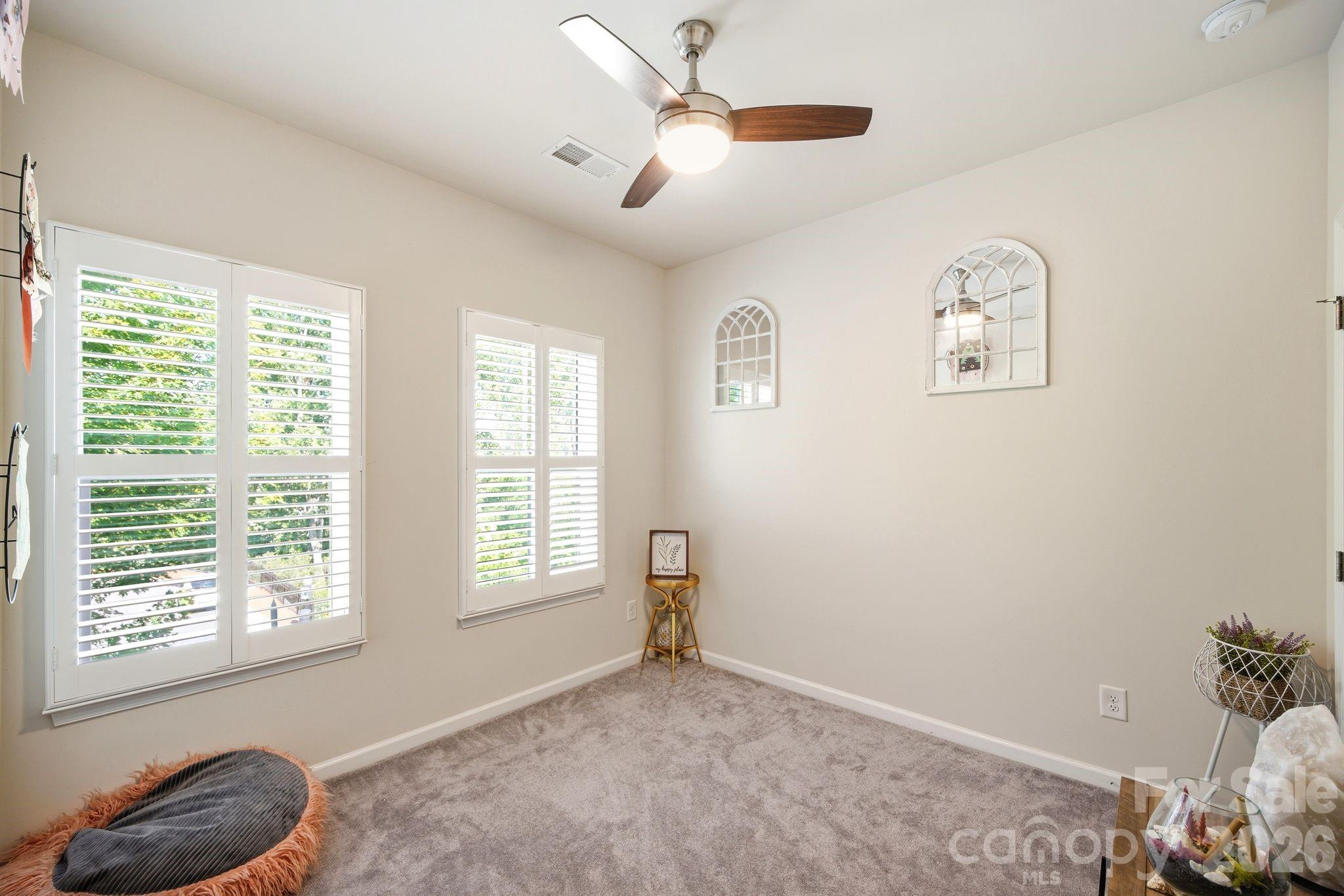 12701 Glowing Peak Road — Huntersville