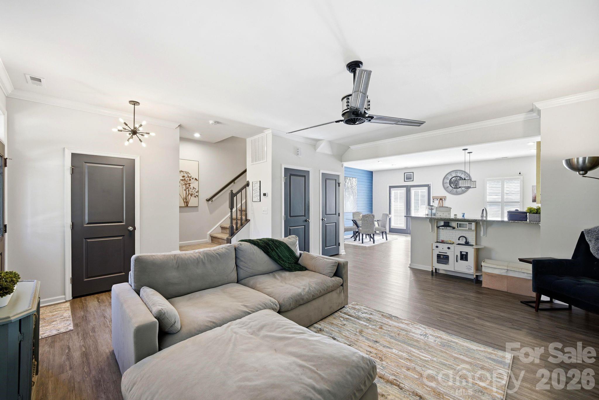 12701 Glowing Peak Road — Huntersville