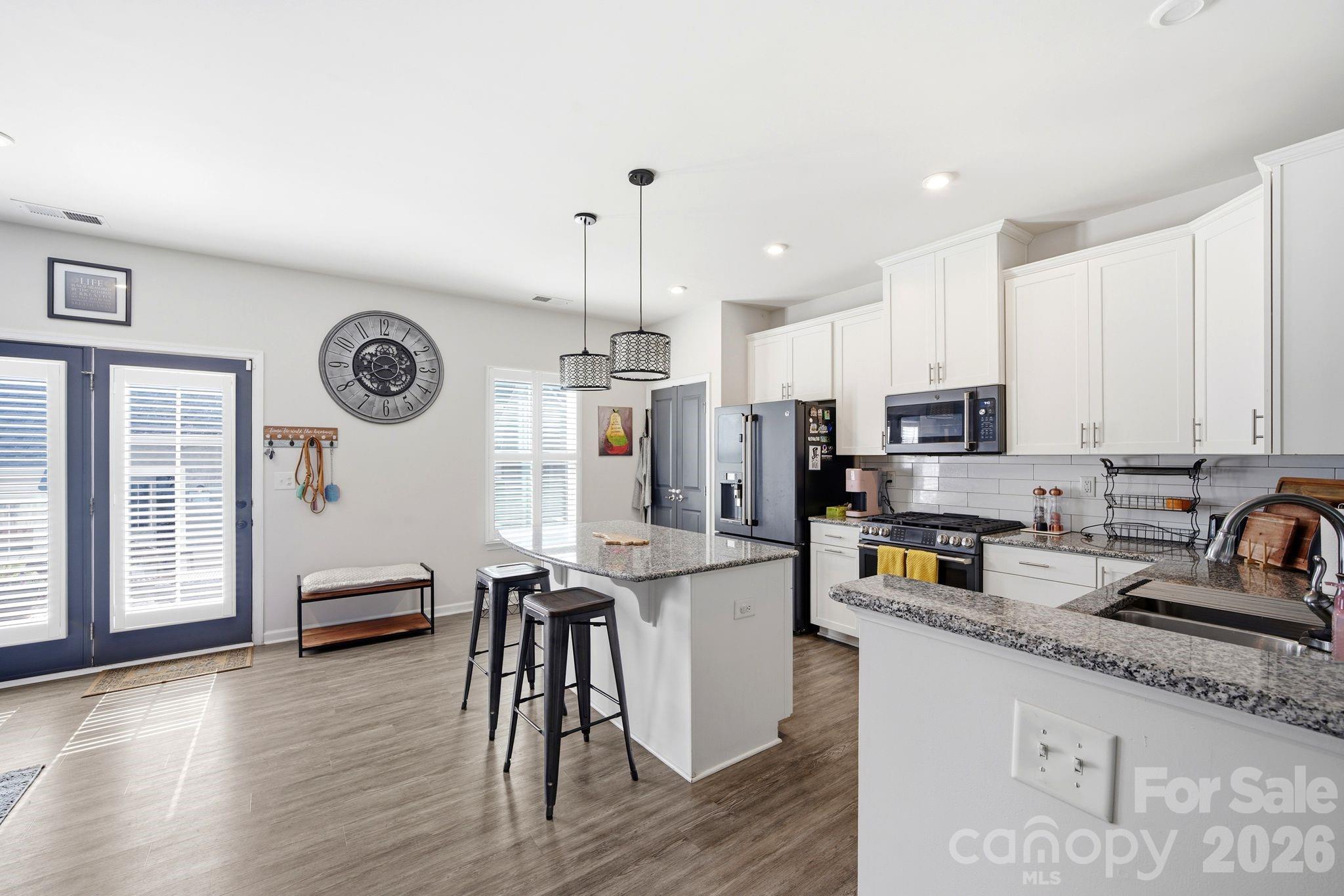 12701 Glowing Peak Road — Huntersville