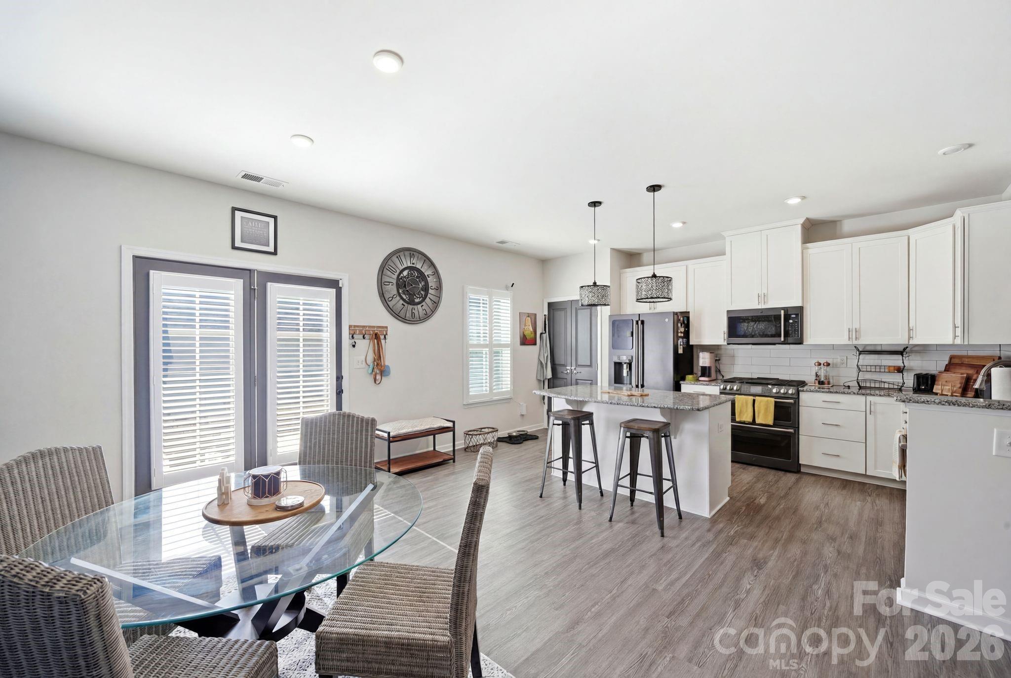 12701 Glowing Peak Road — Huntersville
